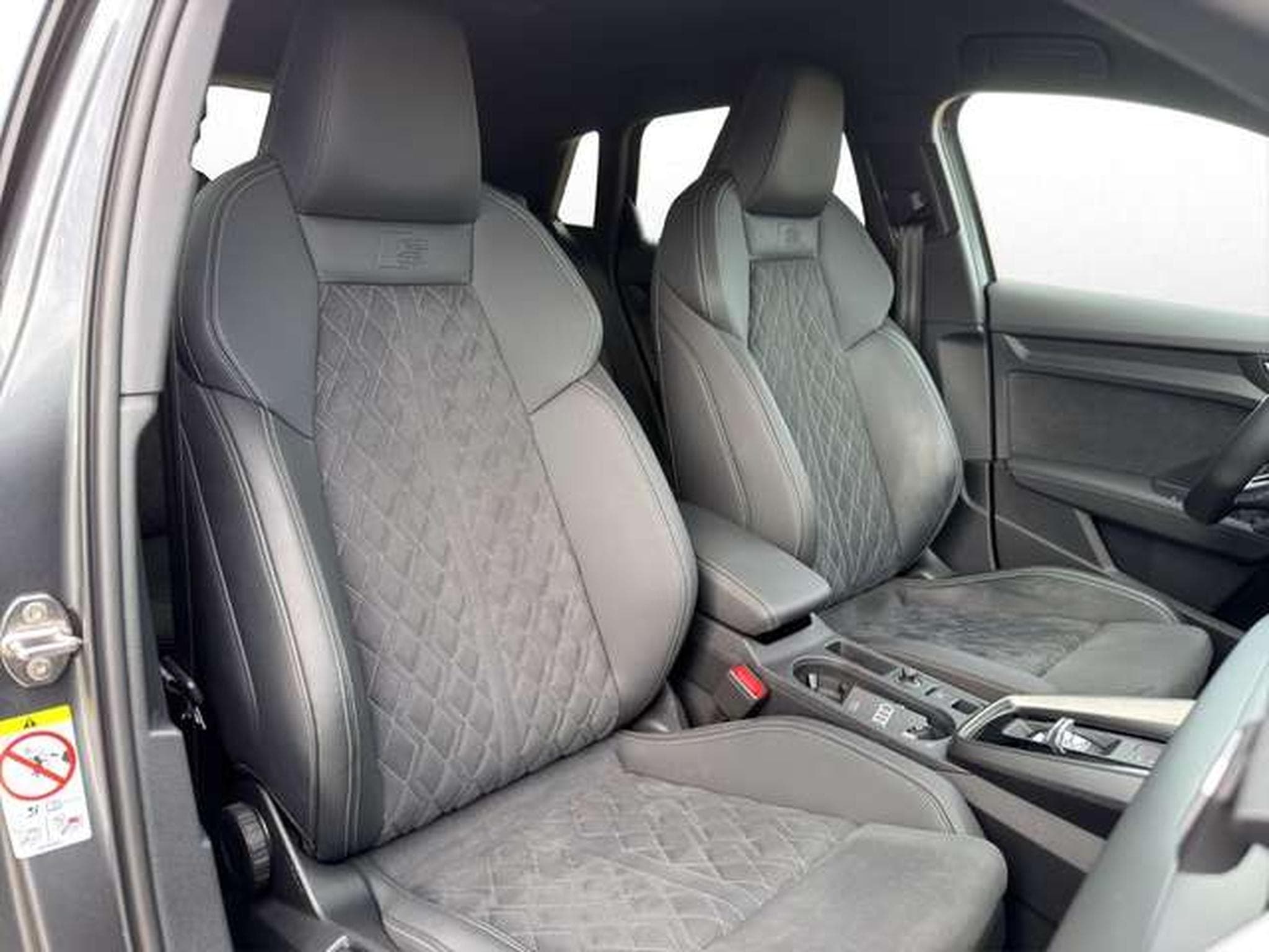 Audi A3 Sportback quattro S line/Standhzg/19" ABT/Nav (2022) - Photo 16
