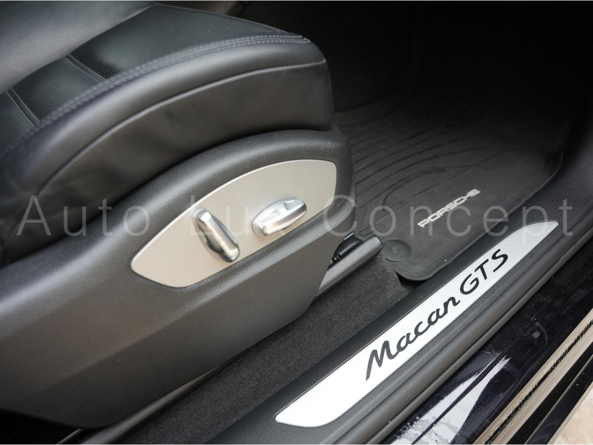Porsche Macan GTS (2016) - Photo 21