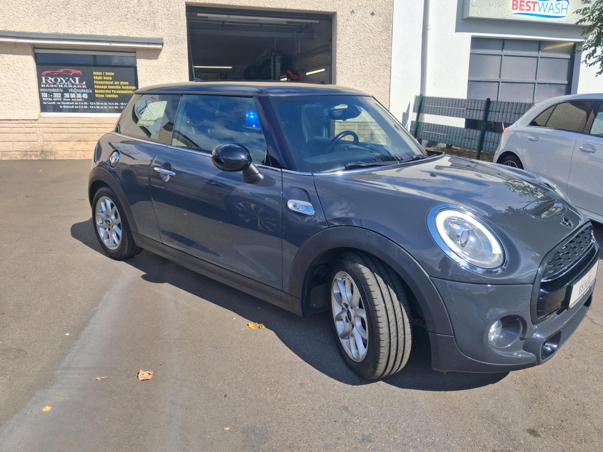 Mini Cooper S JCW LINE 192 CH BOITE AUTO *GARANTIE 24 MOIS* (2015) - Photo 4