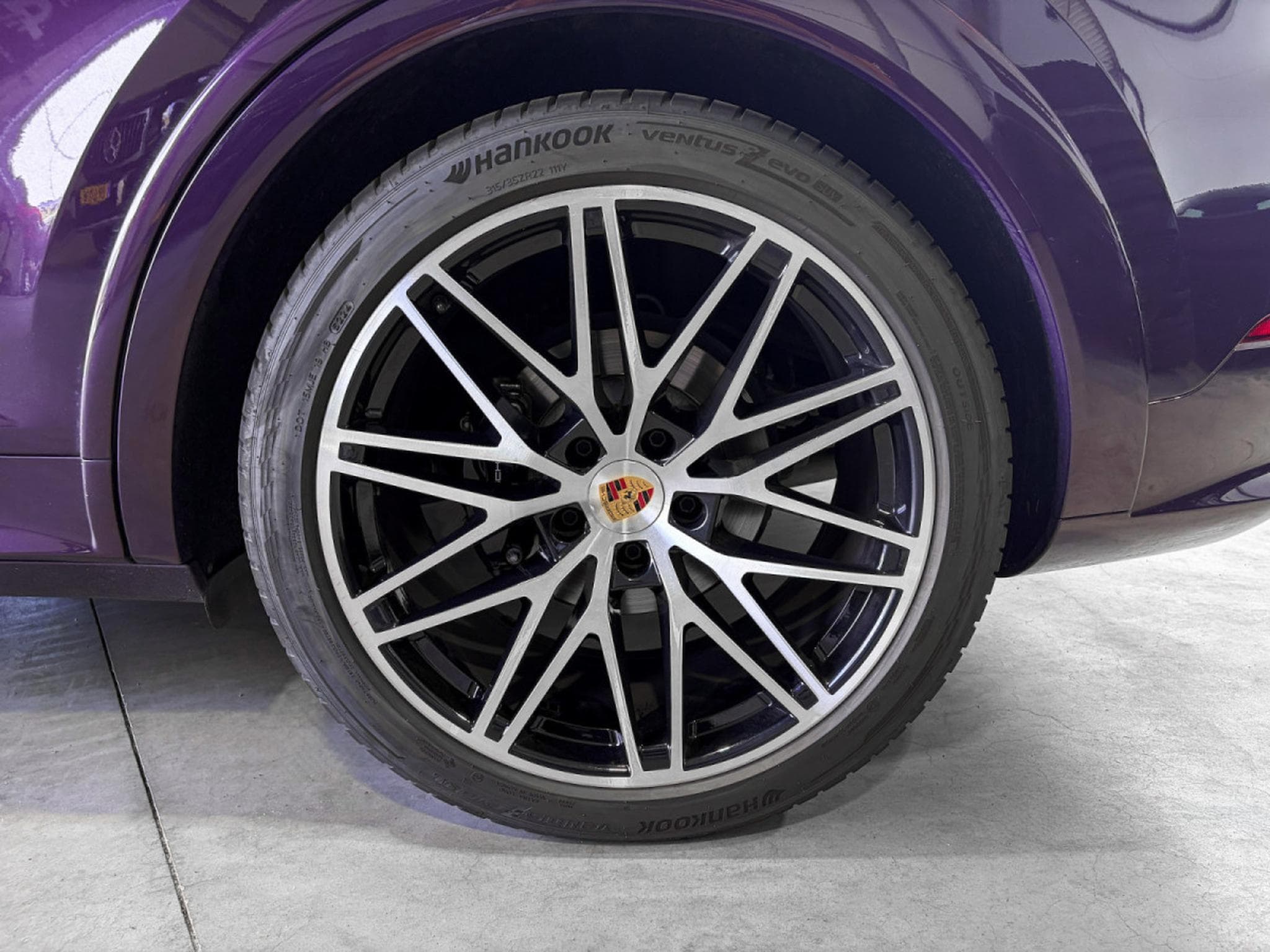 Porsche Cayenne Cayenne Coupe / PANORAMA / ACC / 360° / CHRONO/HUD/VOLL (2024) - Photo 23