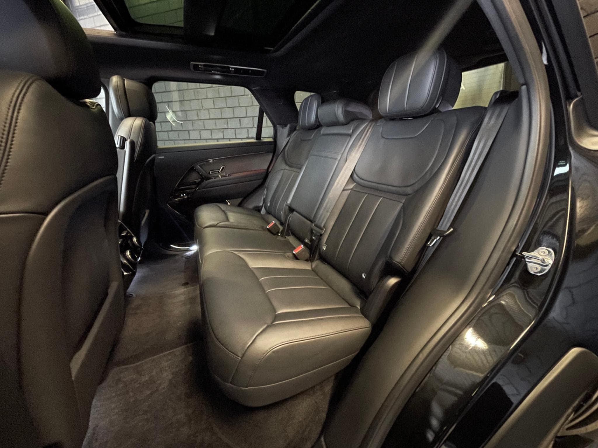 Land-Rover Range Rover Sport 3.0 P460e 460ch PHEV Dynamic HSE AWD * TVA DEDUCT. * (2024) - Photo 10