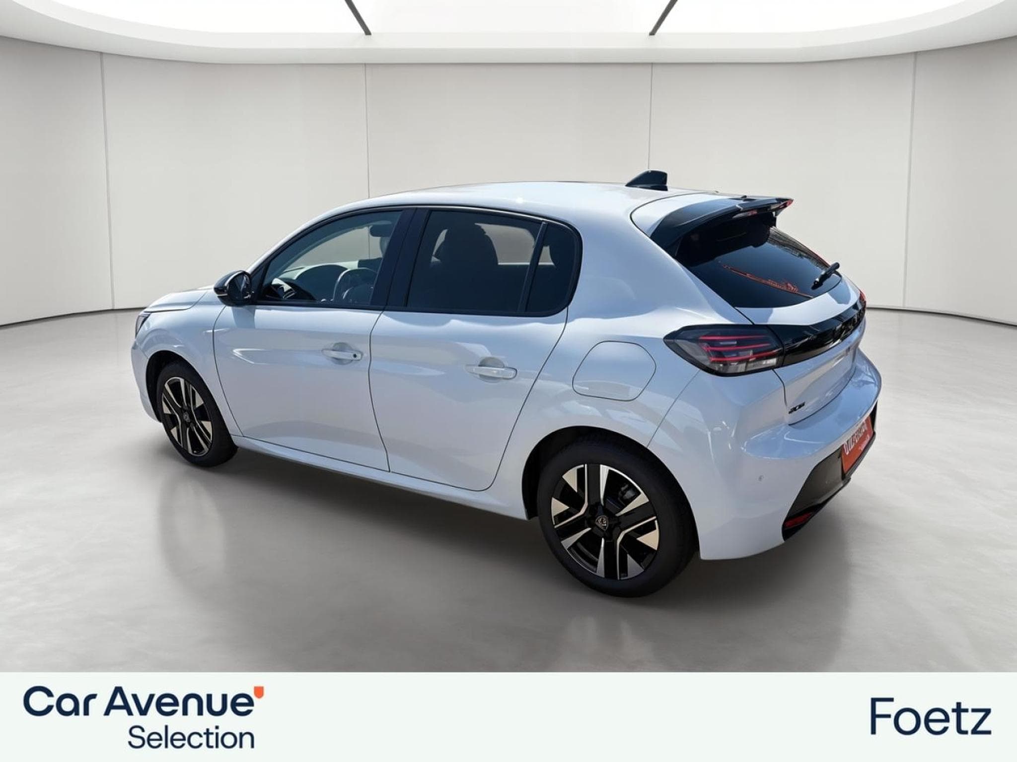 PEUGEOT 208 1.2 Hybrid 100ch Allure e-DCS6 (2024) - Photo 8