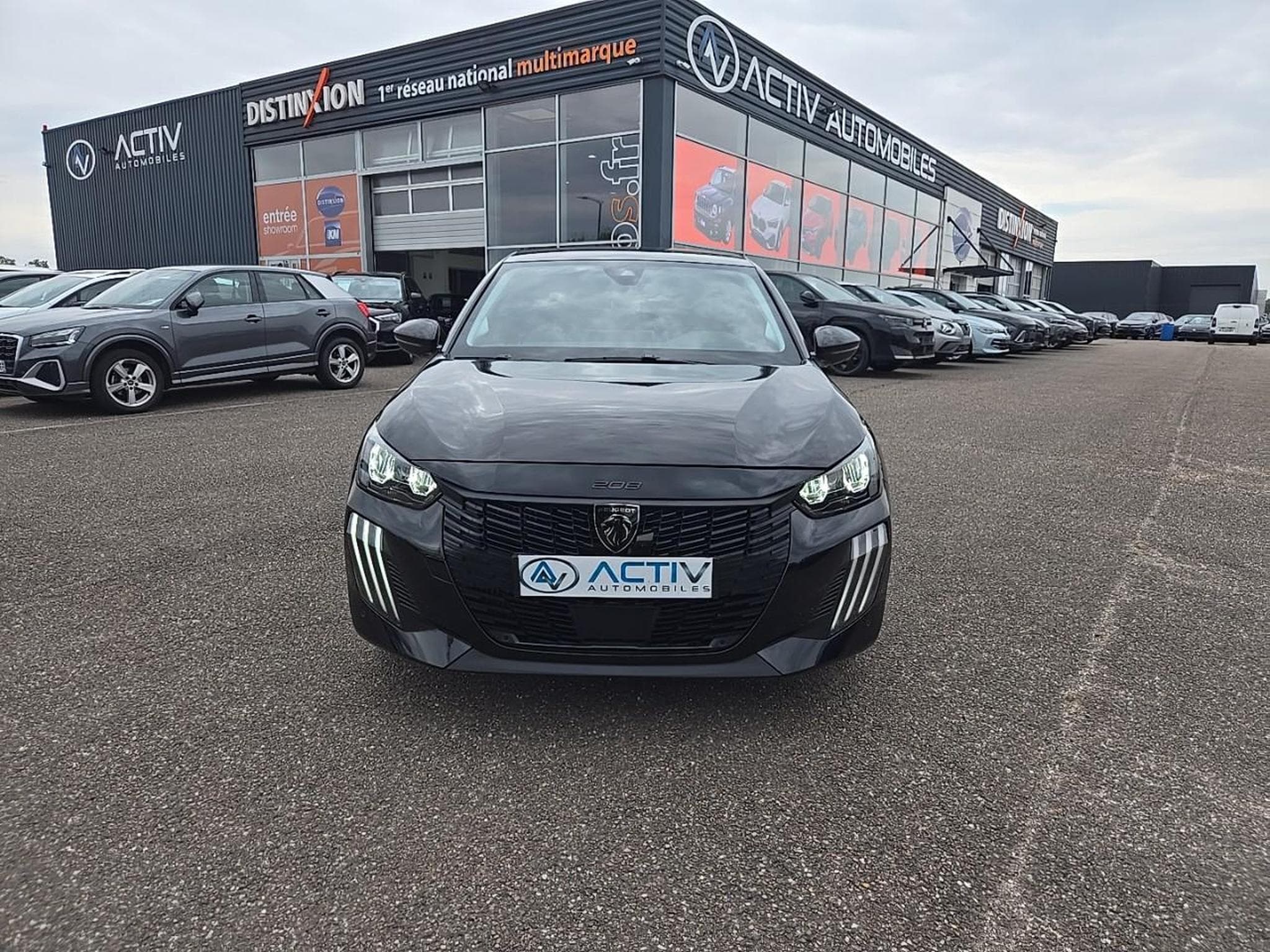 Peugeot 208 1.2 100 ALLURE (2025) - Foto 2
