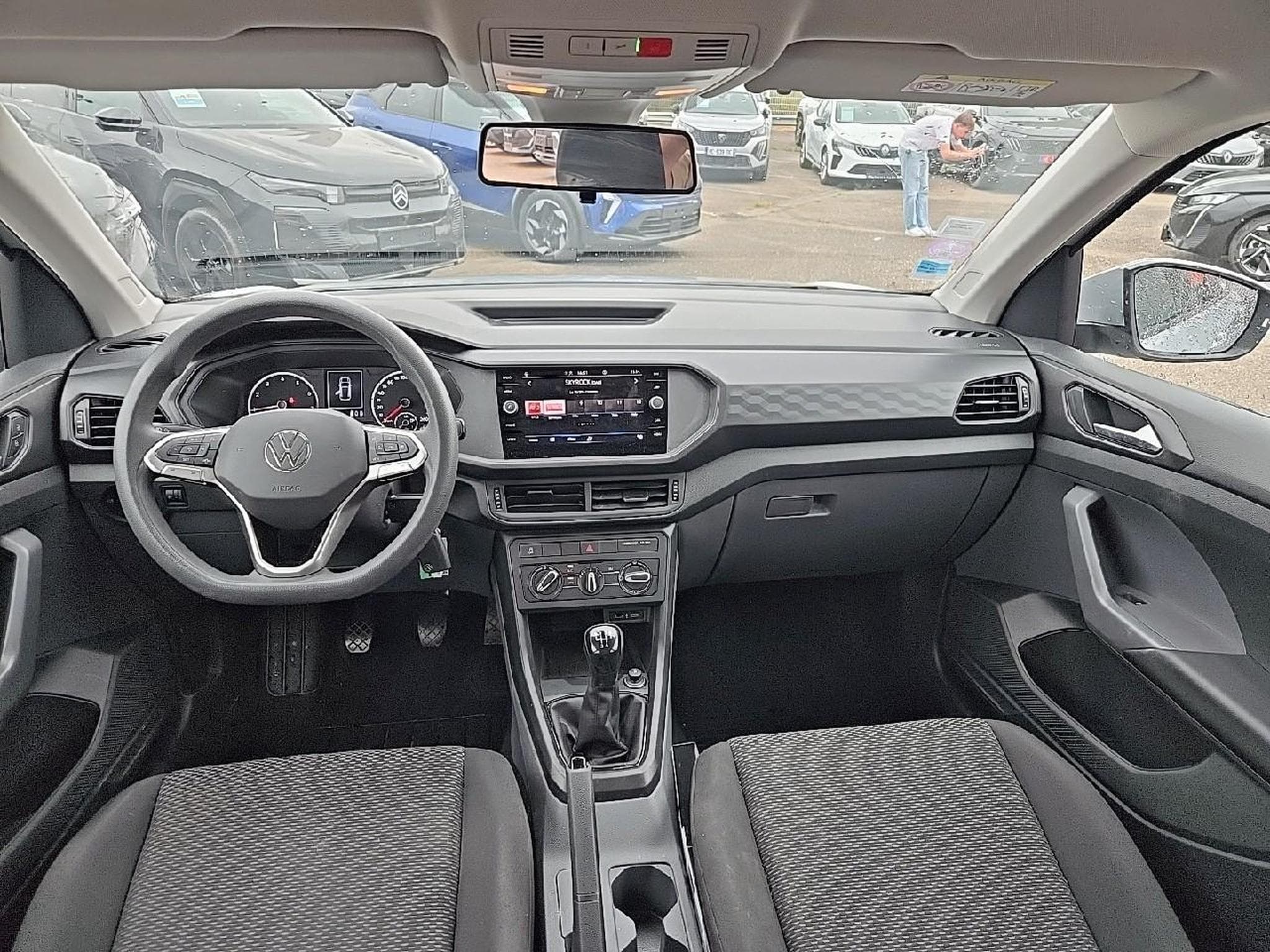 VW T-CROSS 1.0 TSI 95 LOUNGE (2021) - Foto 10