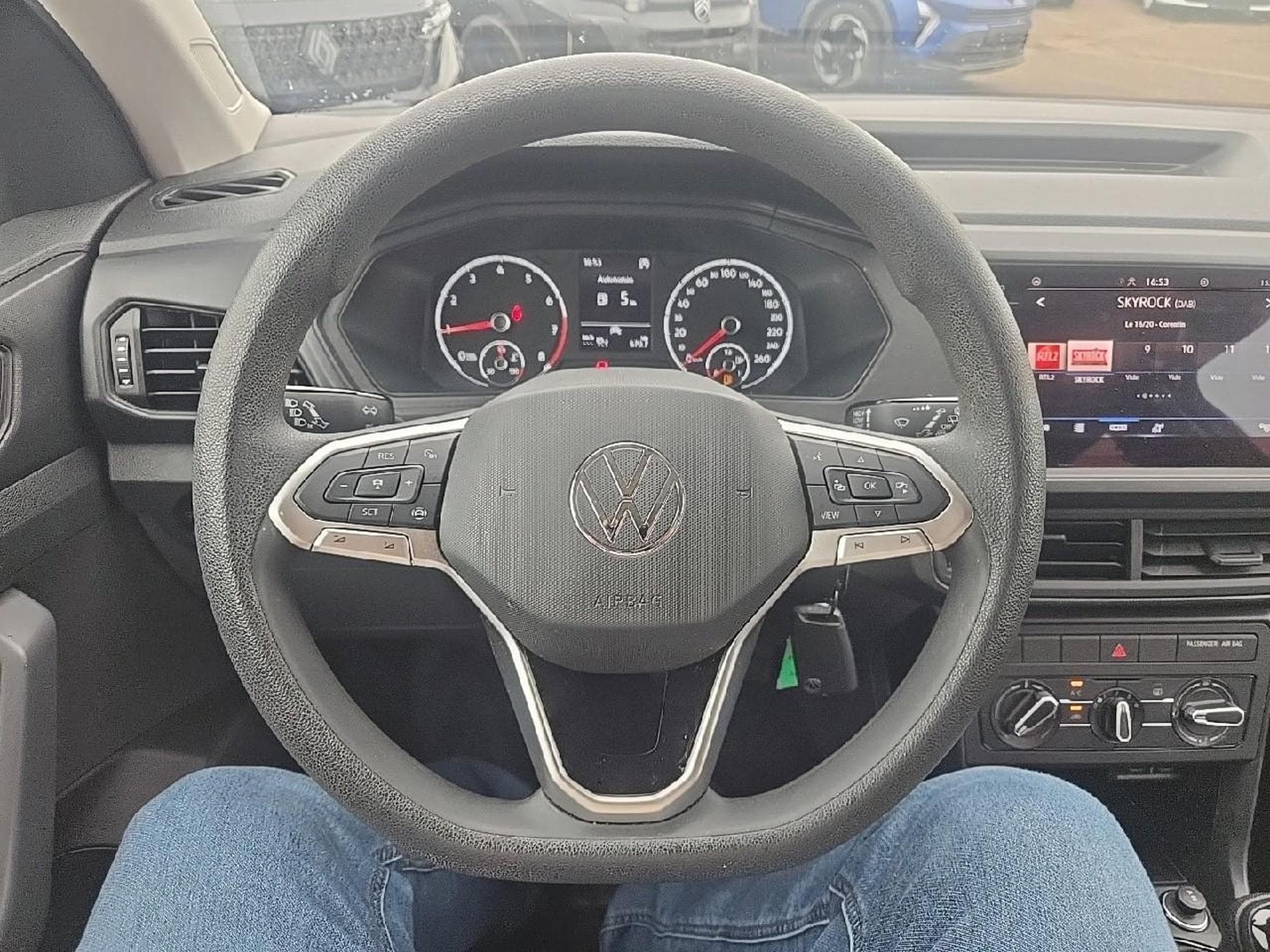 VW T-CROSS 1.0 TSI 95 LOUNGE (2021) - Foto 16