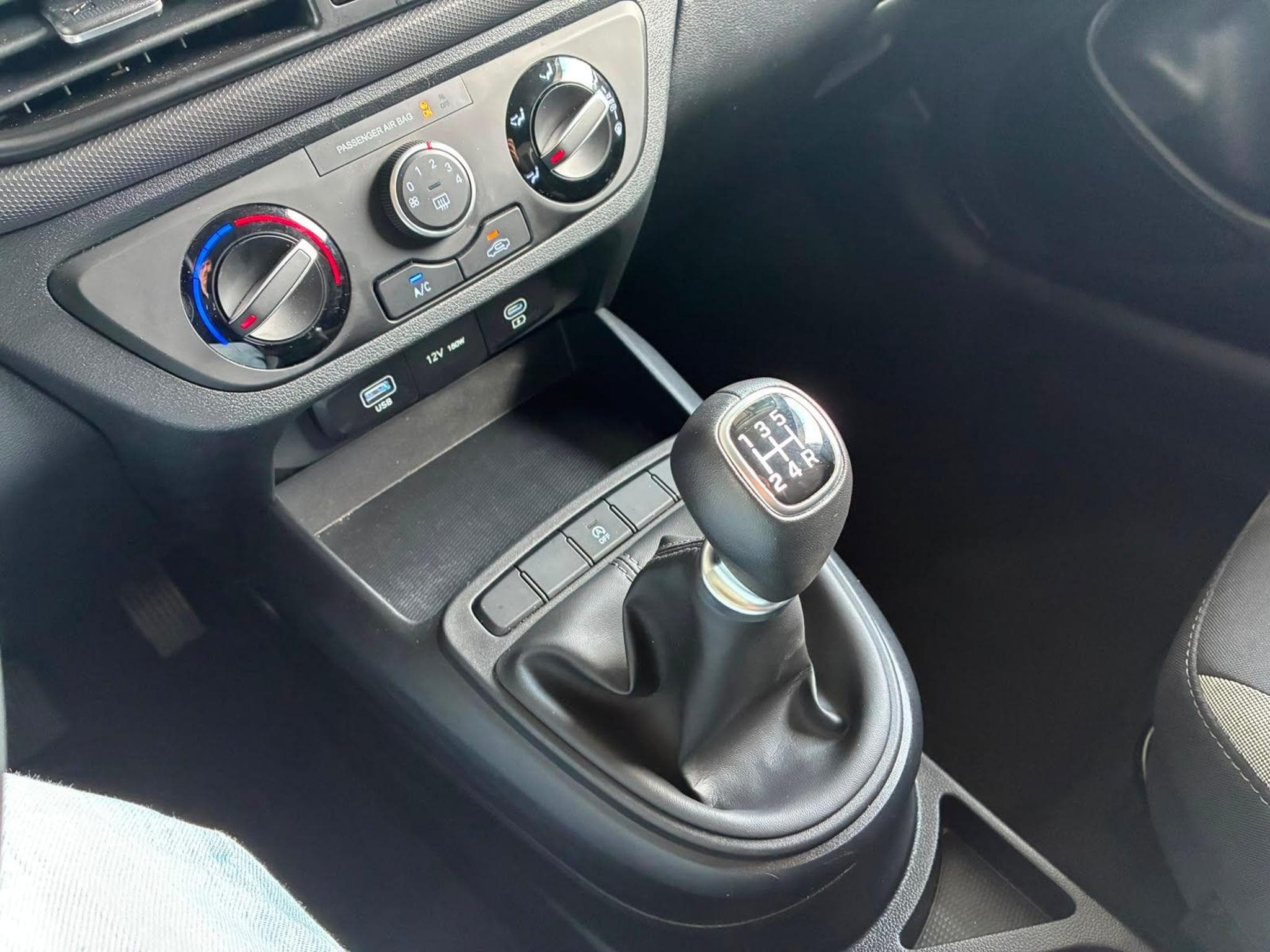Hyundai i10 Comfort (2025) - Foto 20