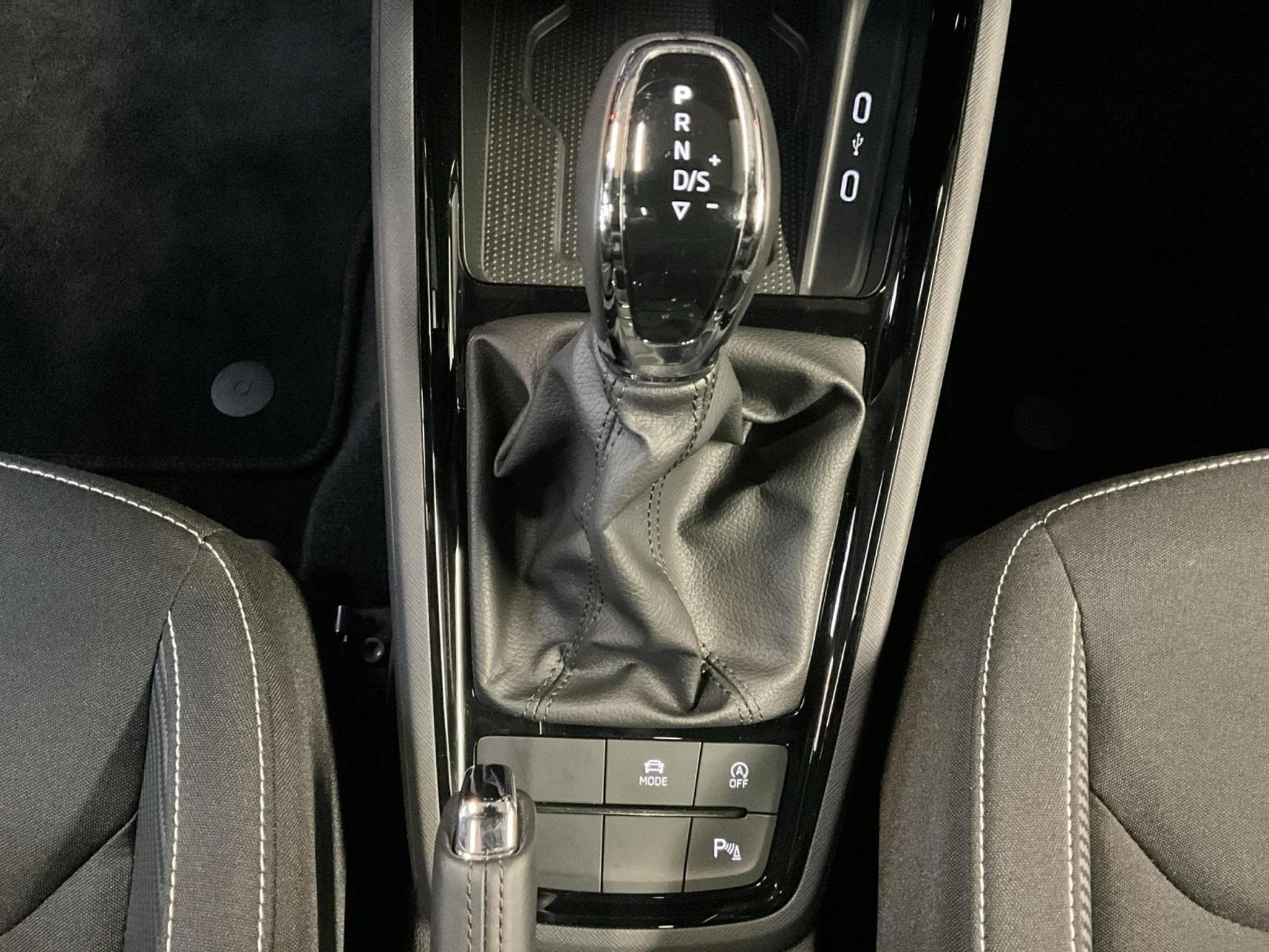 Skoda Scala Monte-Carlo+DSG+LED+Pano+Navi (2025) - Photo 18