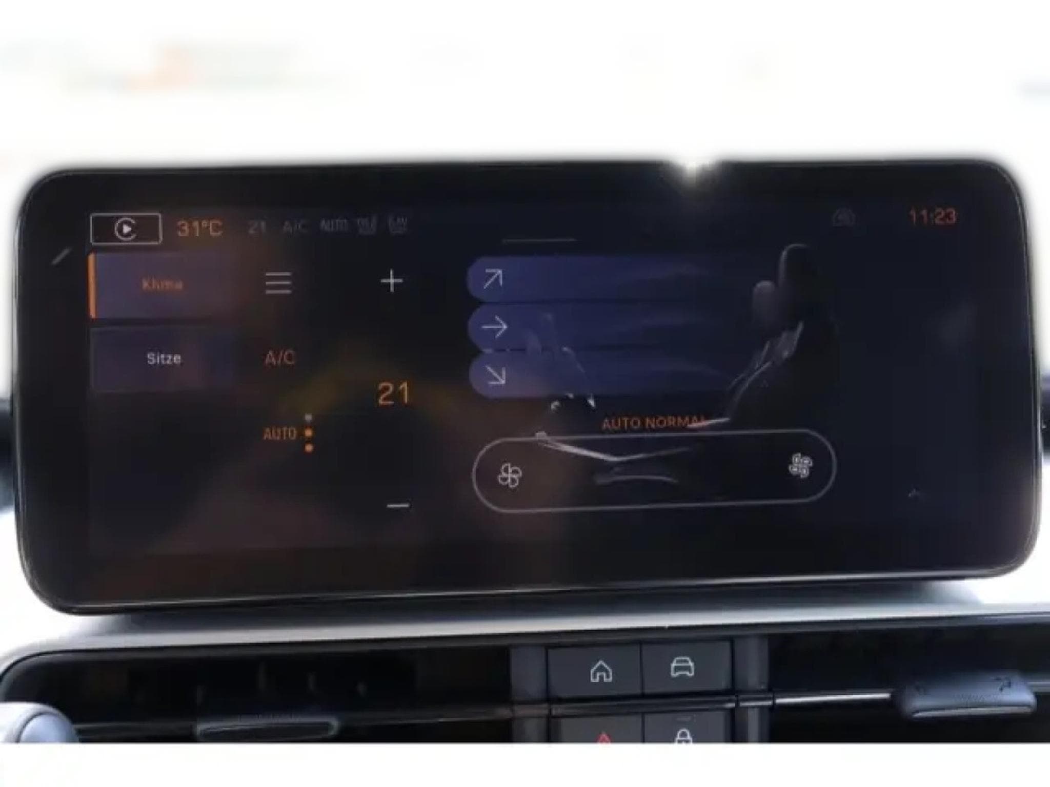 Jeep Avenger Overland 4xe HYBRID (2026) - Foto 20