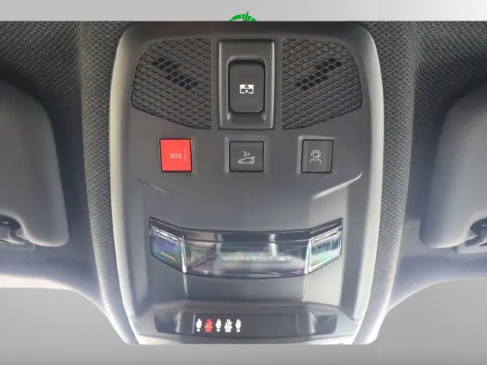 Jeep Avenger Overland 4xe HYBRID (2025) - Foto 18