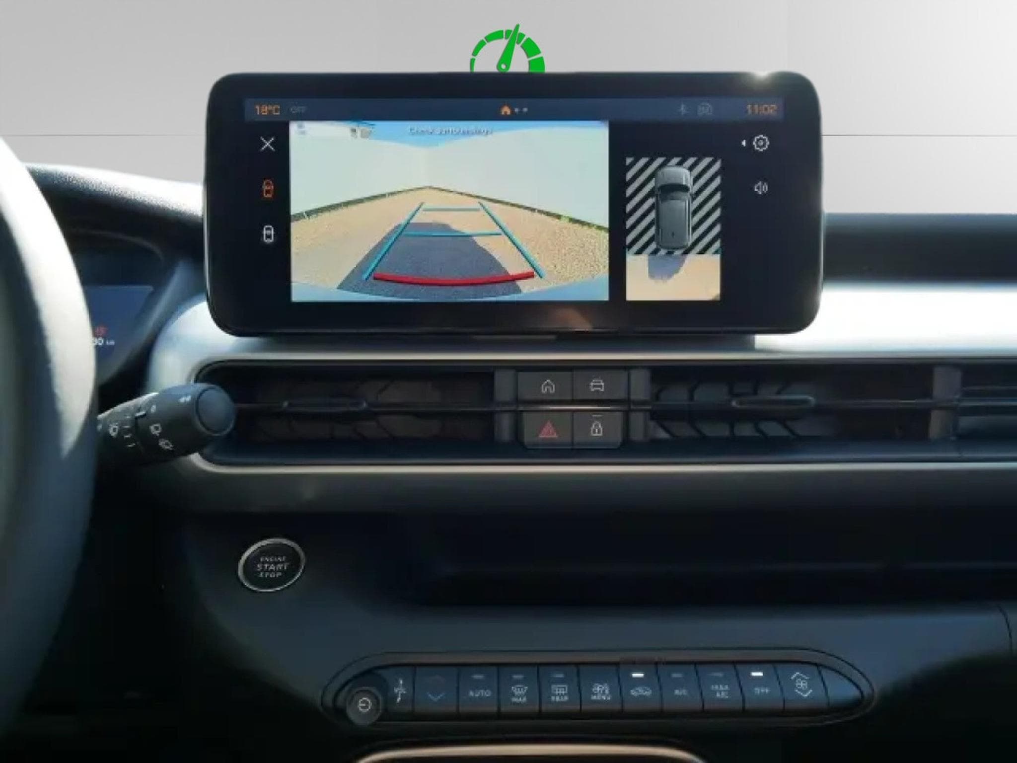 Jeep Avenger Summit e-Hybrid 1.2 (2026) - Foto 17
