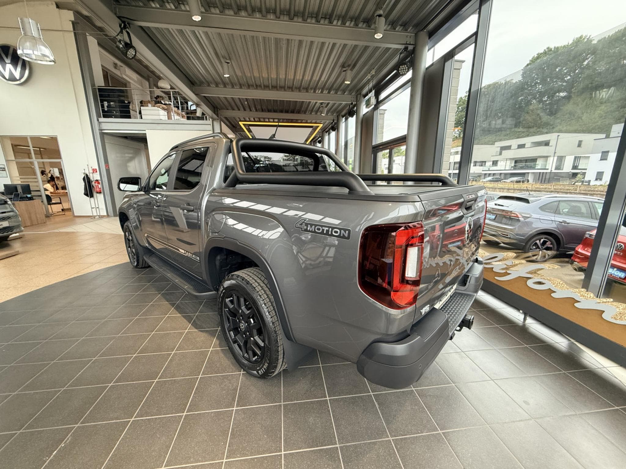 VW Amarok Dark Label 3.0 TDI 4MOTION Boîte 10 vitesses automatique 240 (2026) - Photo 11