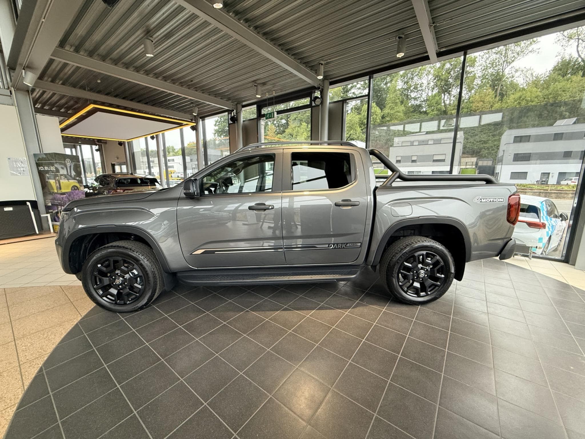 VW Amarok Dark Label 3.0 TDI 4MOTION Boîte 10 vitesses automatique 240 (2026) - Photo 2