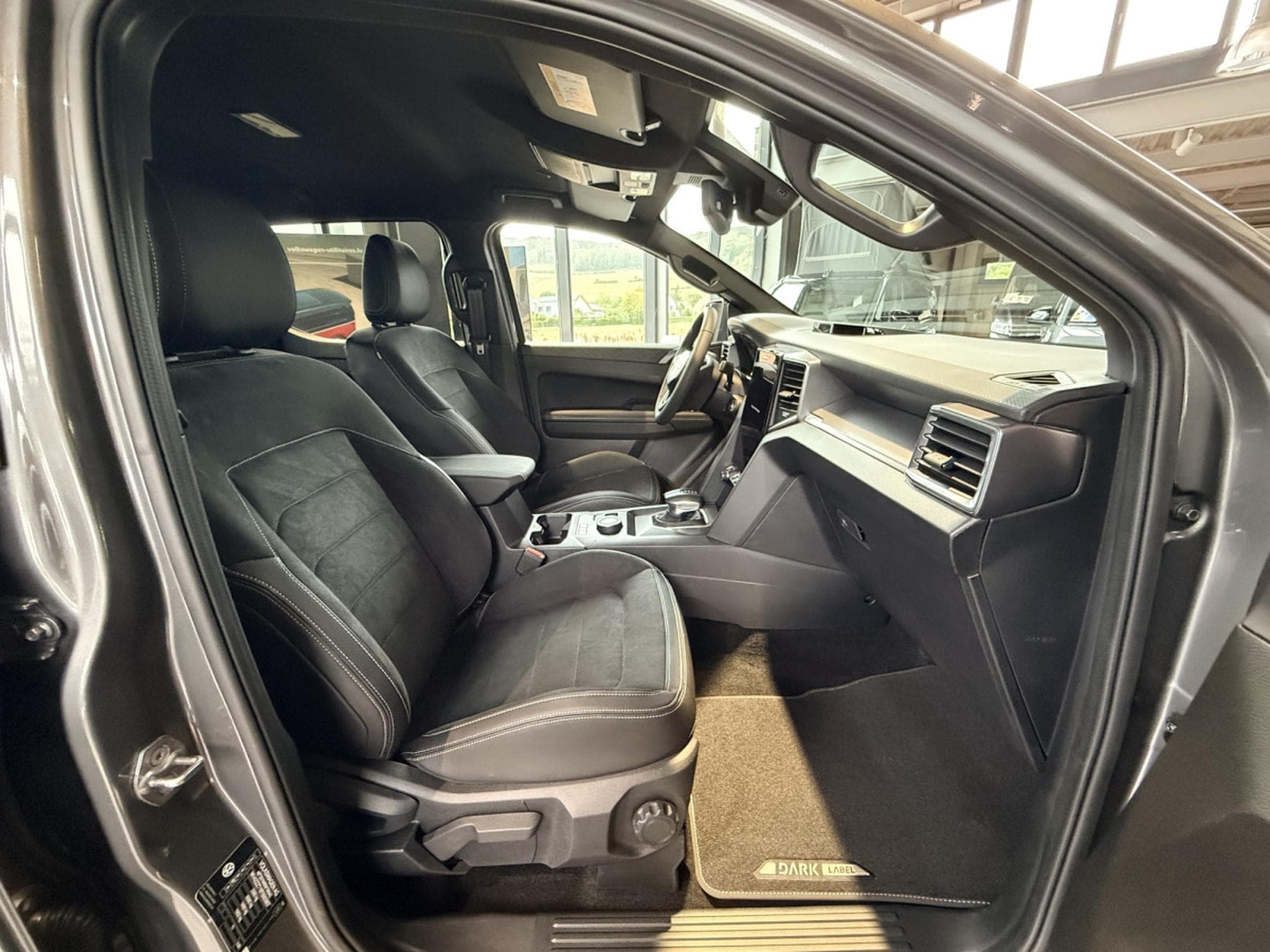 VW Amarok Dark Label 3.0 TDI 4MOTION Boîte 10 vitesses automatique 240 (2026) - Photo 6
