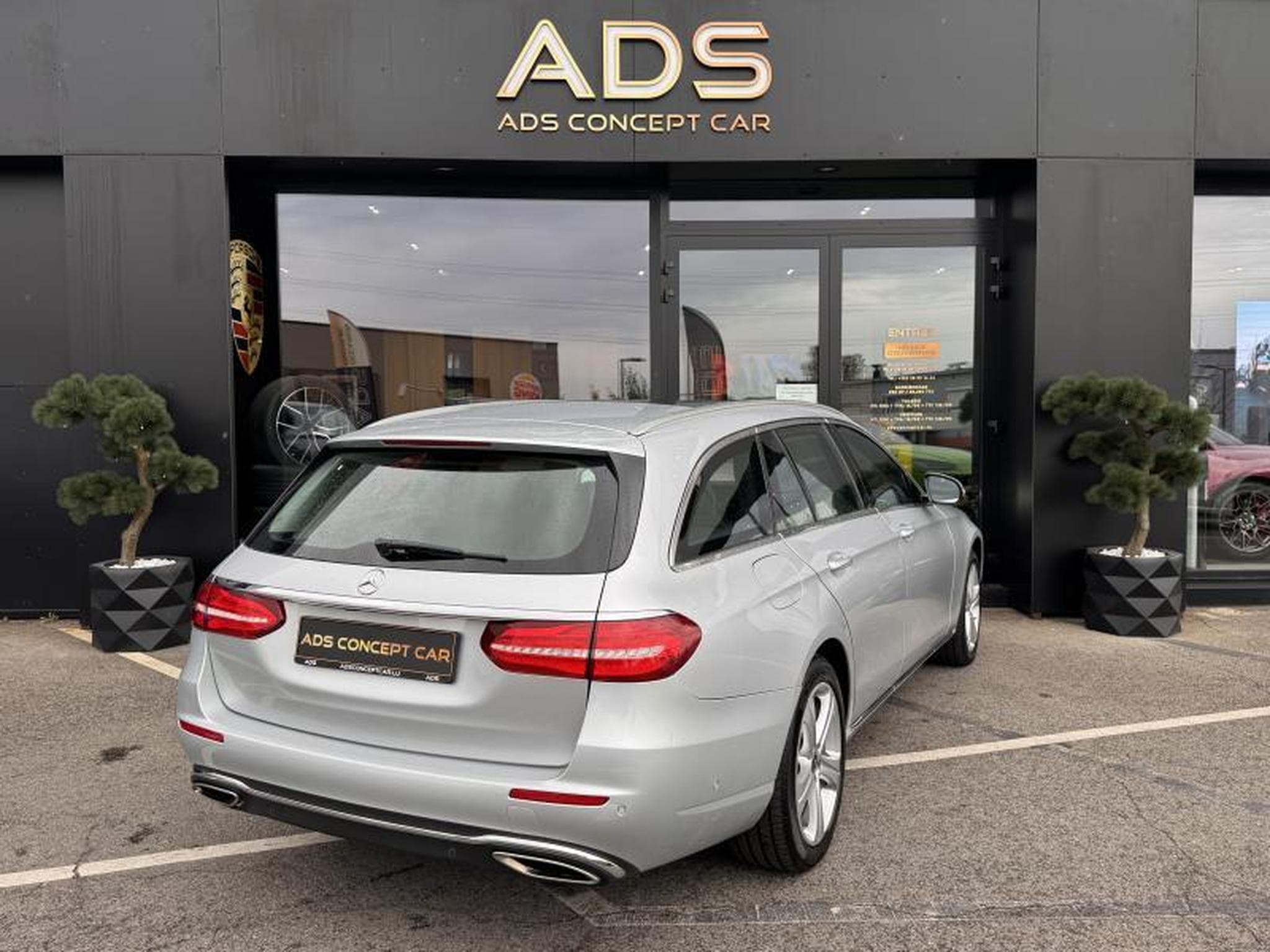 Mercedes E 400 Avantgarde/Attelage/Sièges électriques chauffants (2017) - Photo 2