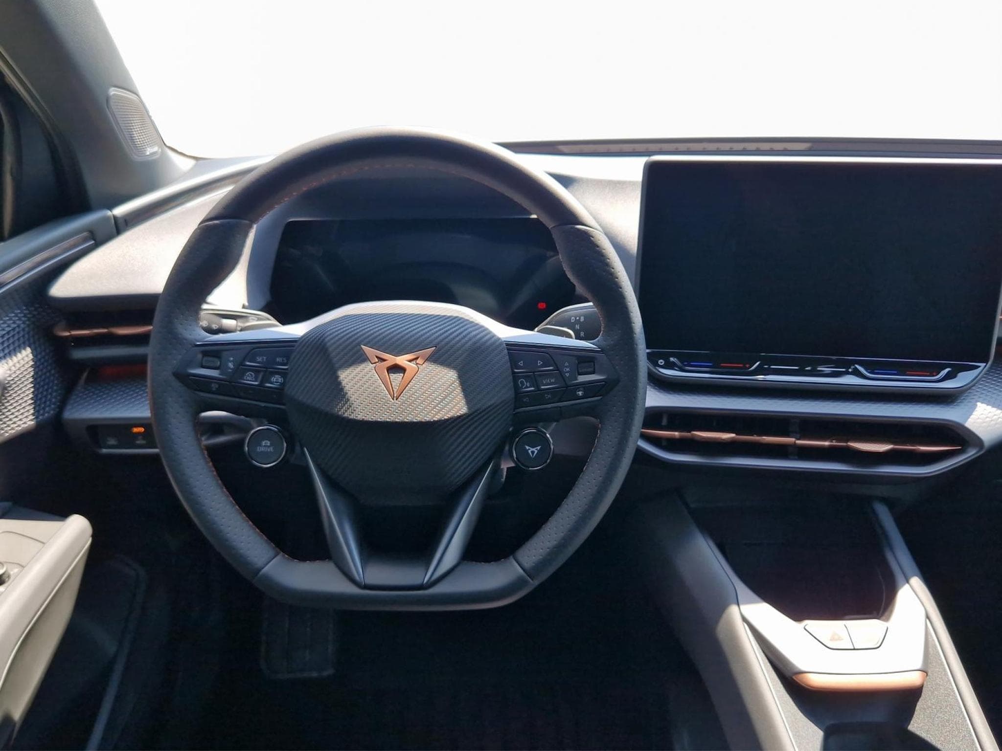 Cupra Raval Dynamic Plus-Plasma/Black Roof (2026) - Photo 8