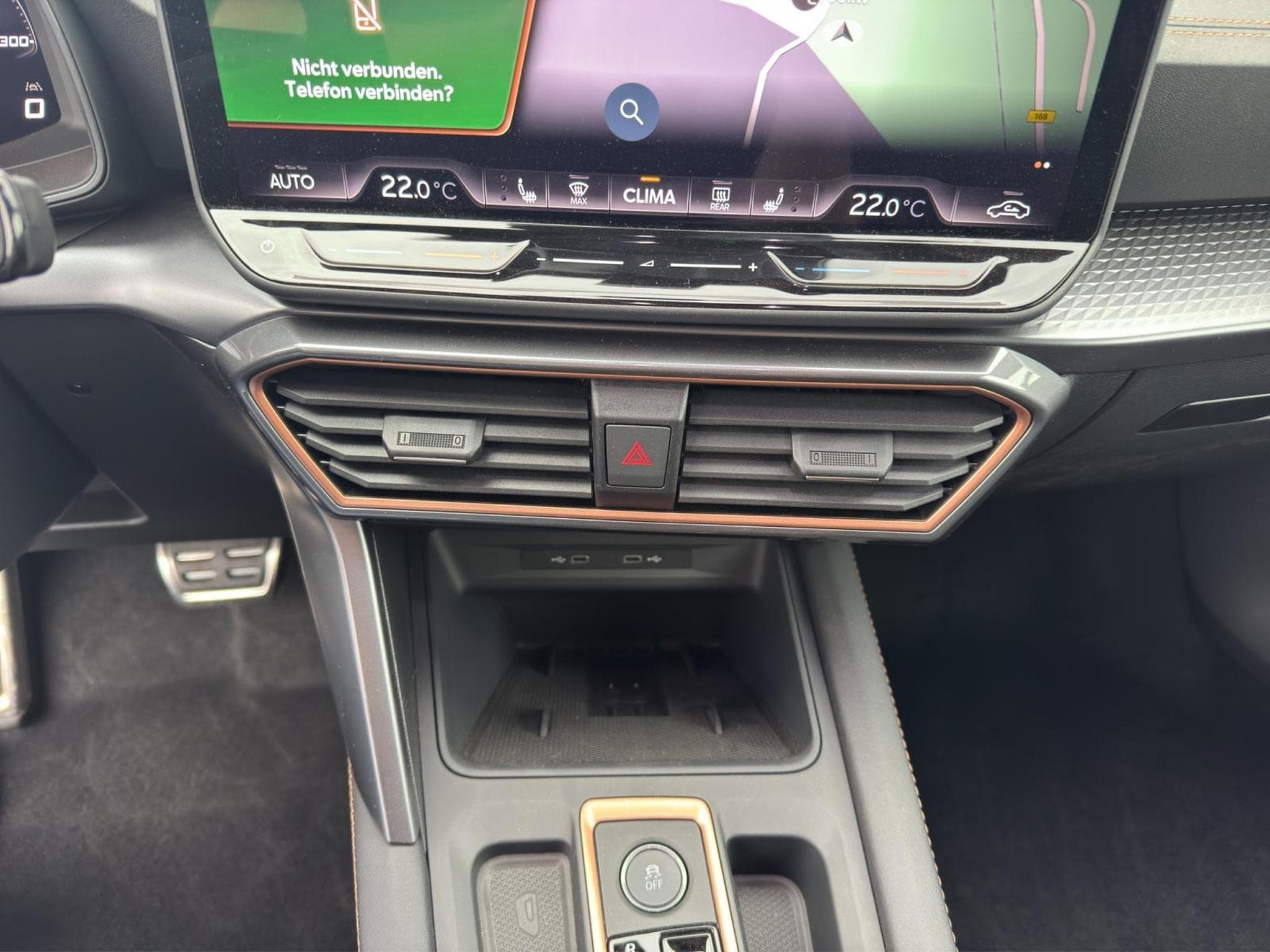 Cupra Formentor 1.5 eTSI DSG (2026) - Photo 14