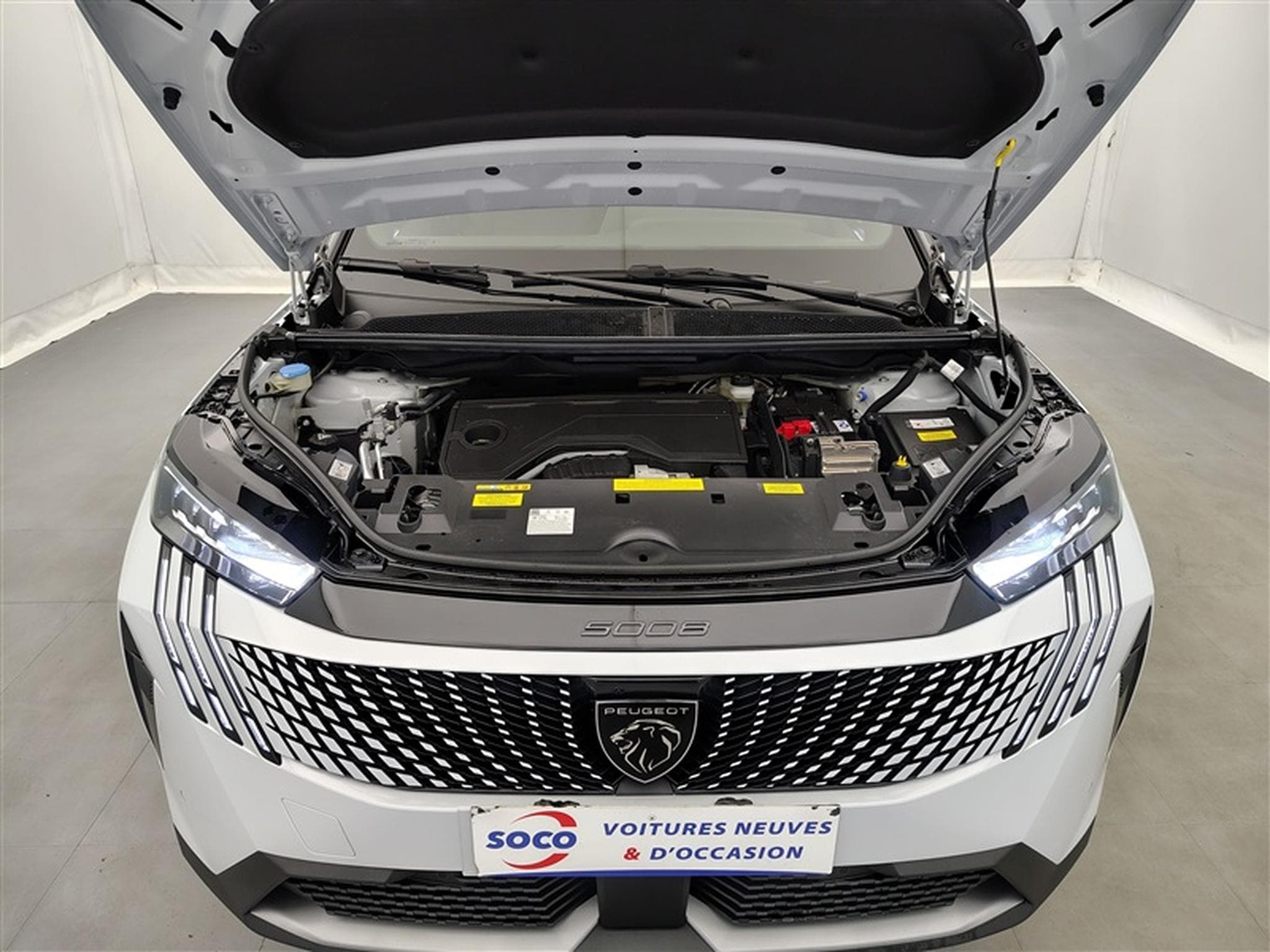 Peugeot 5008 1.2 HYBRID 145cv e-DSC6 GT 7pl. NAVI / FULL LED / CAMERA (2026) - Foto 21