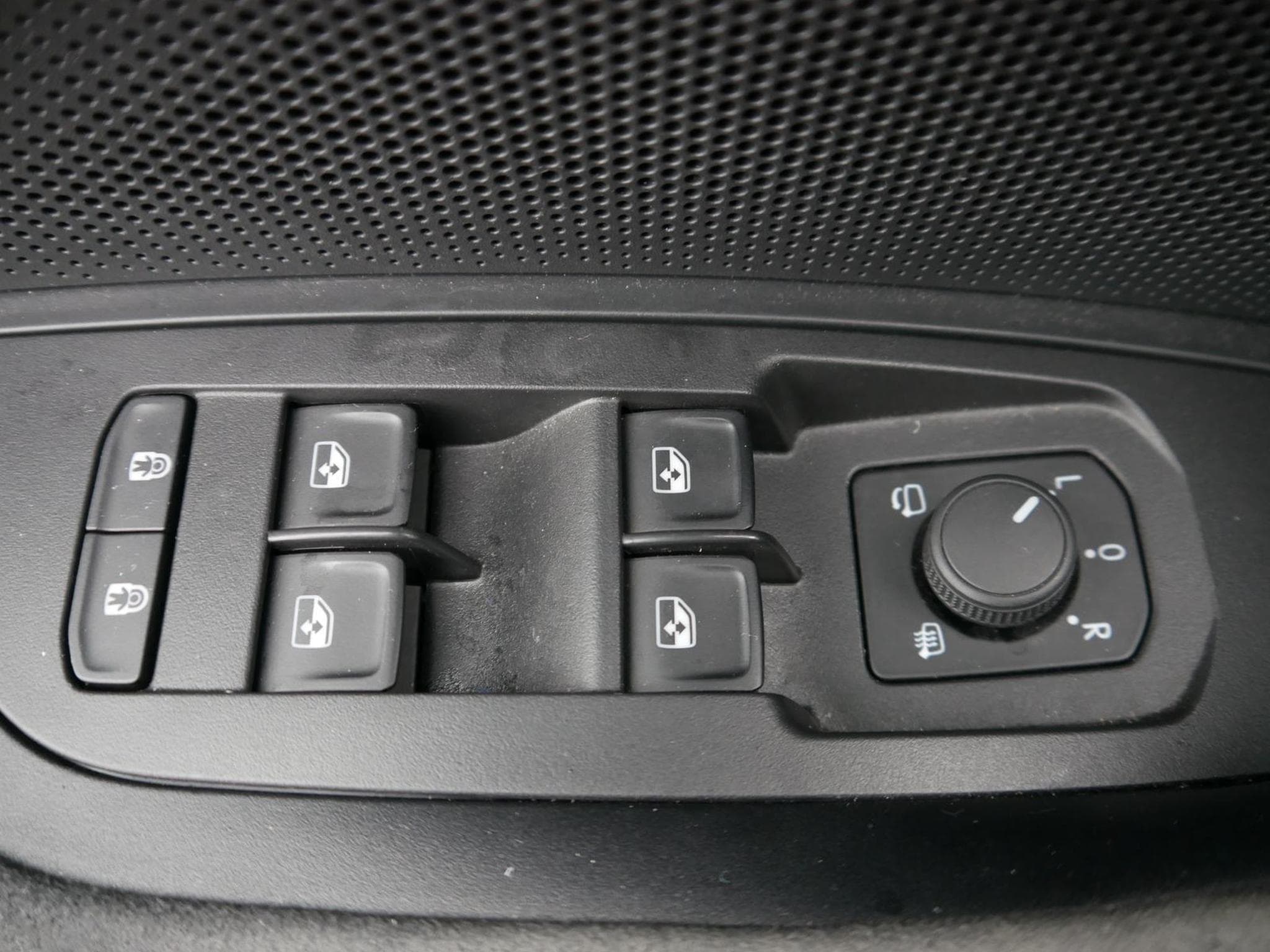 Skoda Kodiaq 1.5 TSI iV PHEV Sportline DSG (2025) - Photo 14