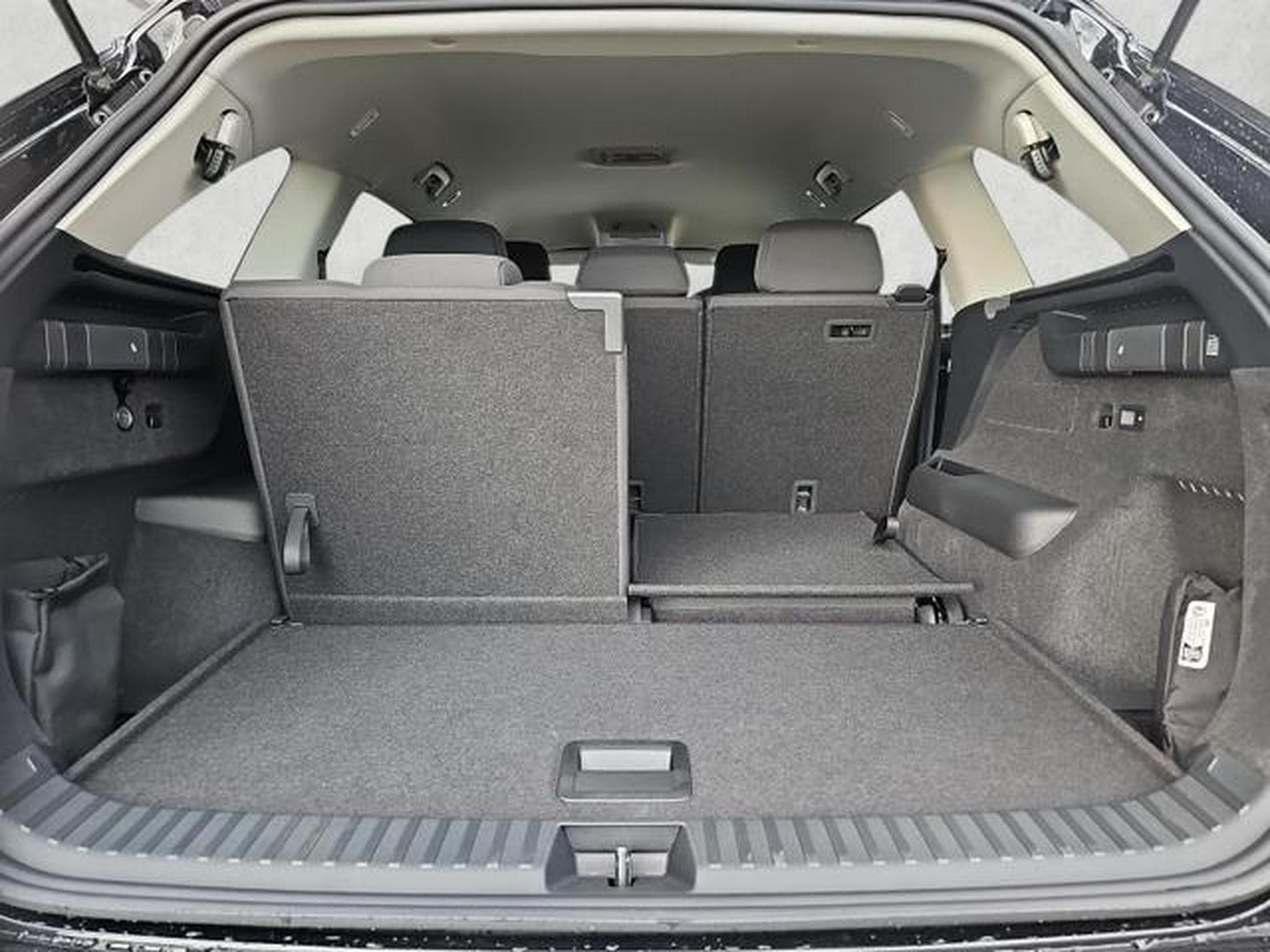 Skoda Kodiaq 2.0 TDI 110 kW Selection (2026) - Photo 4
