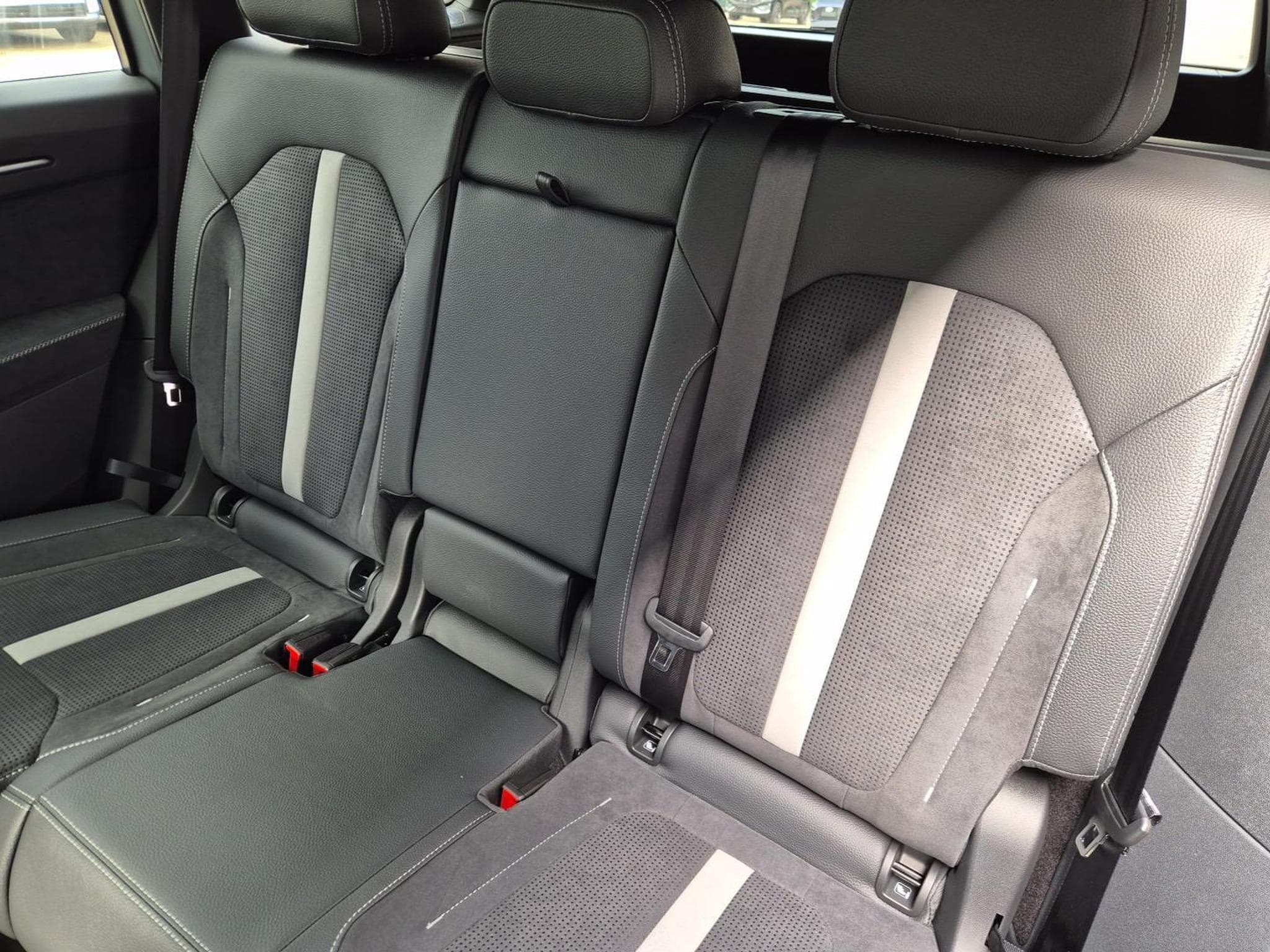 Skoda Kodiaq Sportline 1.5 TSI (2026) - Photo 17