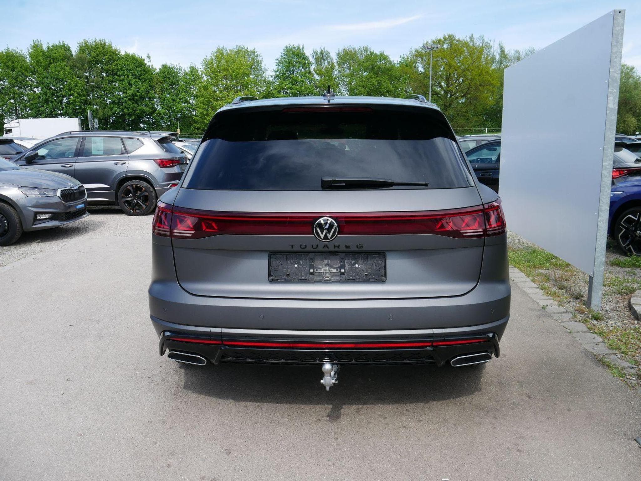VW Touareg R-Line (2026) - Photo 2