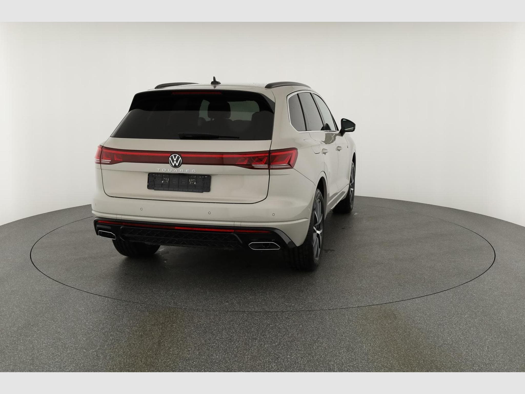 VW Touareg 3.0 TDI 210 kW 4Motion R-Line (2024) - Photo 16
