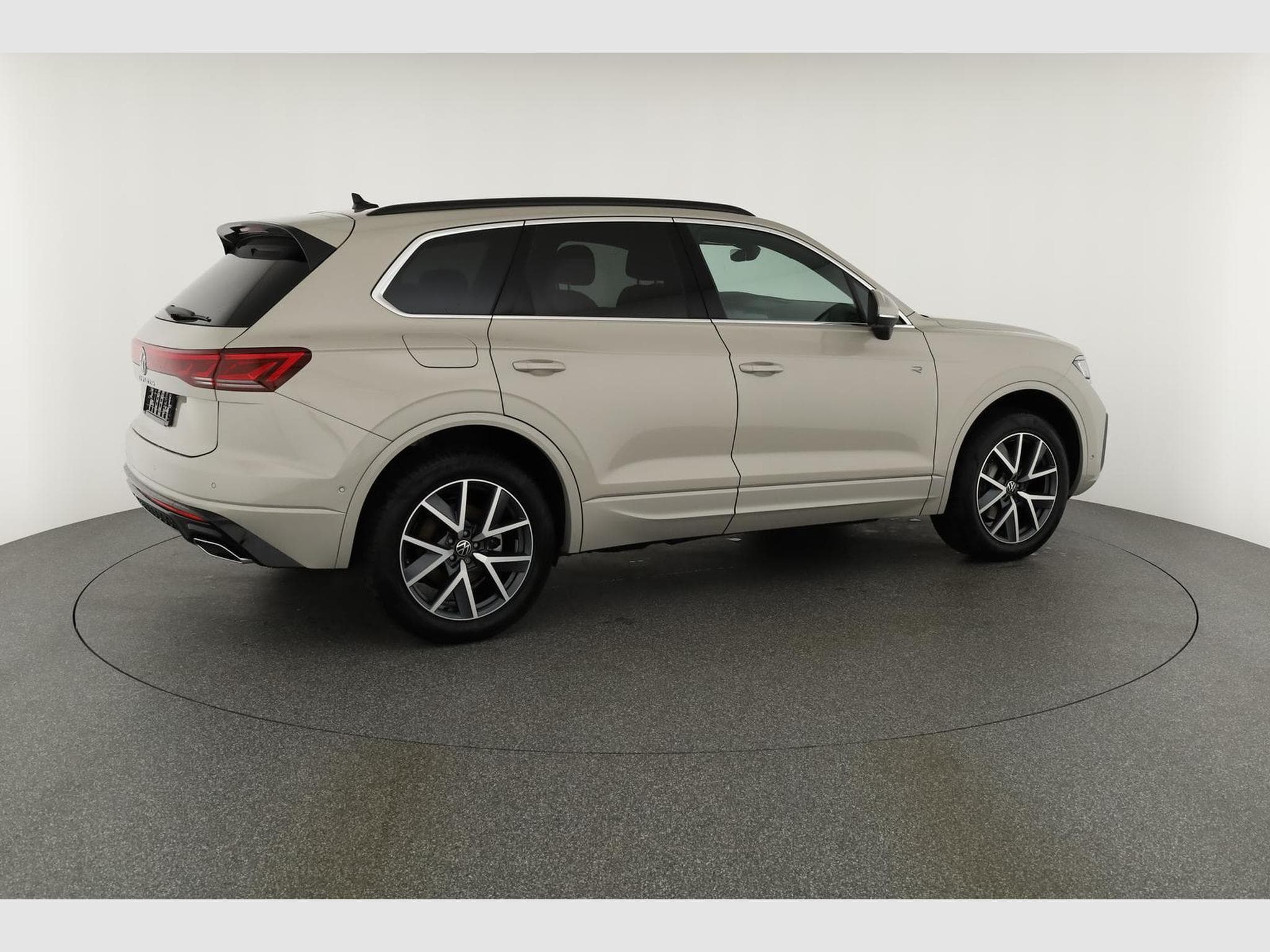 VW Touareg 3.0 TDI 210 kW 4Motion R-Line (2024) - Photo 19
