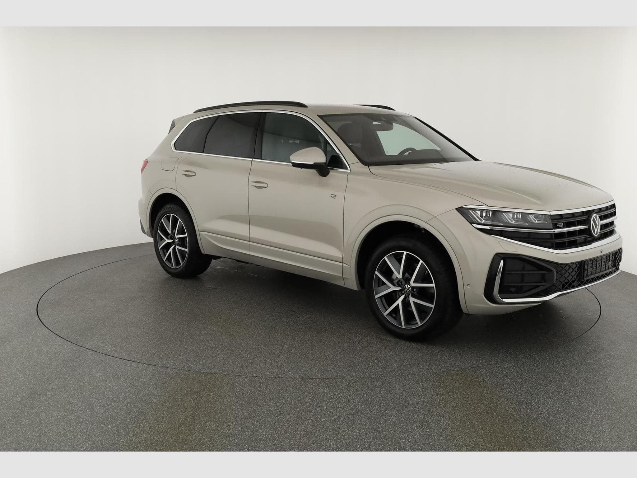 VW Touareg 3.0 TDI 210 kW 4Motion R-Line (2024) - Photo 24