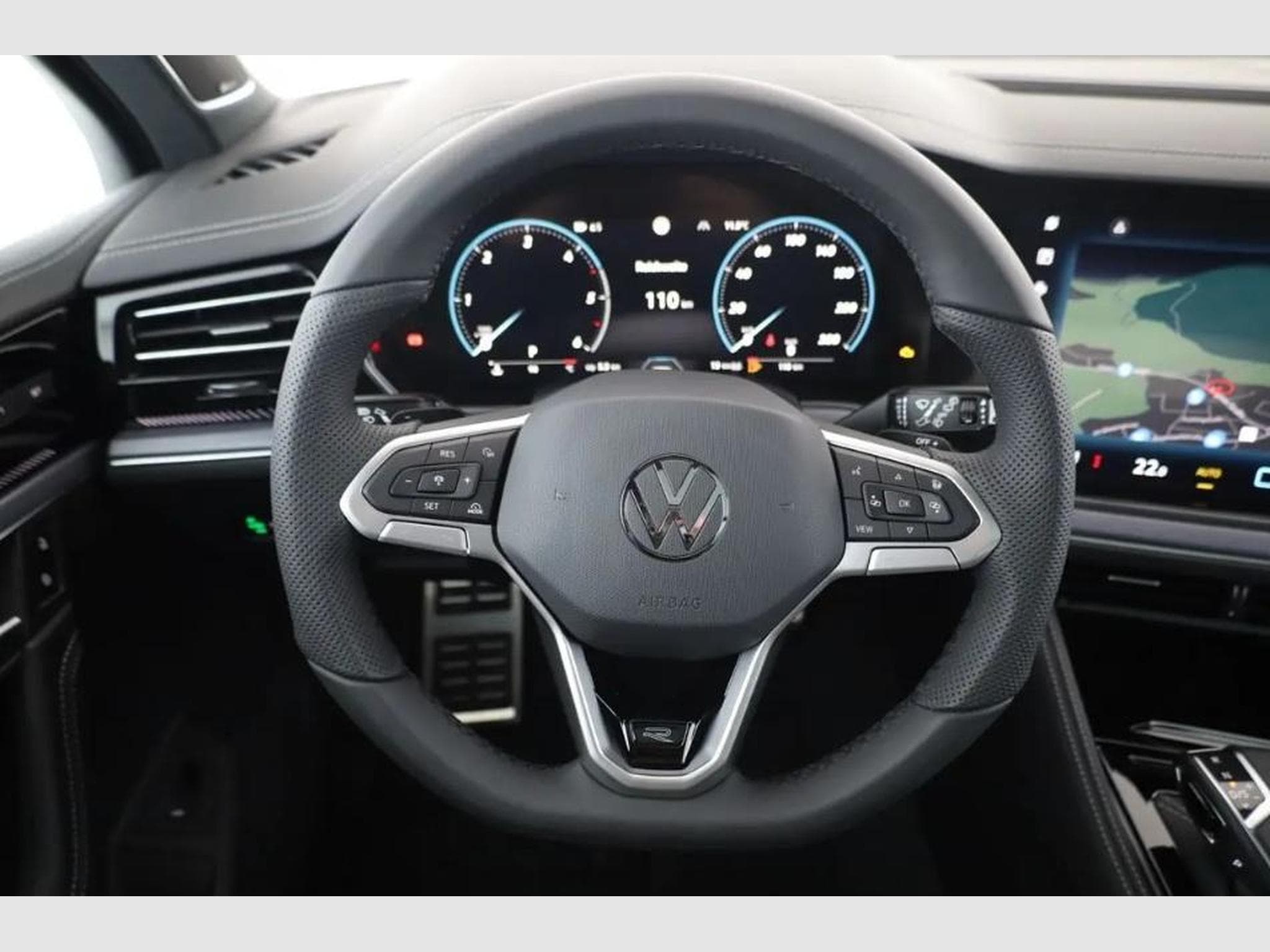 VW Touareg 3.0 TDI 210 kW 4Motion R-Line (2024) - Photo 5
