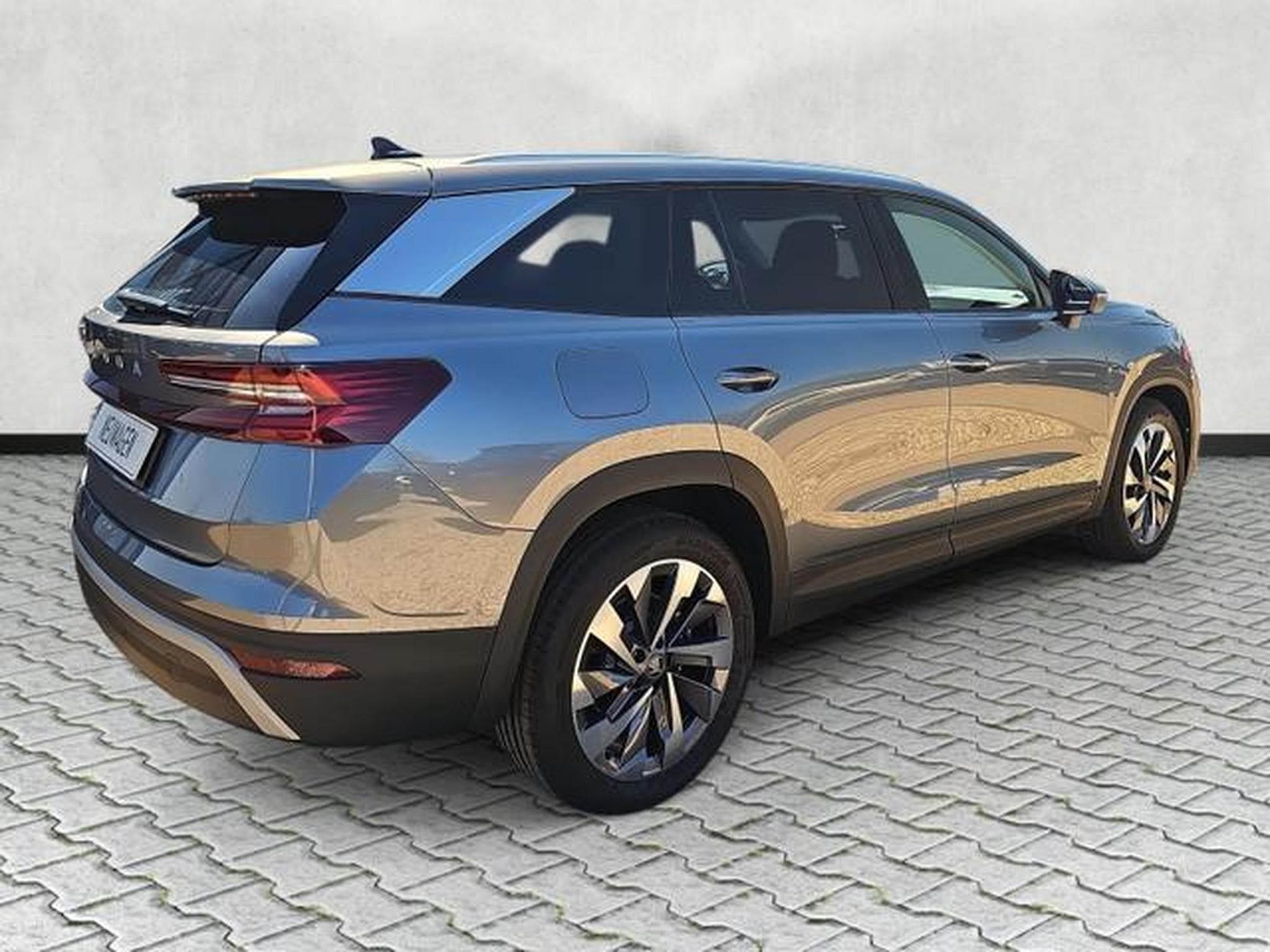Skoda Kodiaq 2.0 TDI 110 kW Selection (2026) - Photo 7