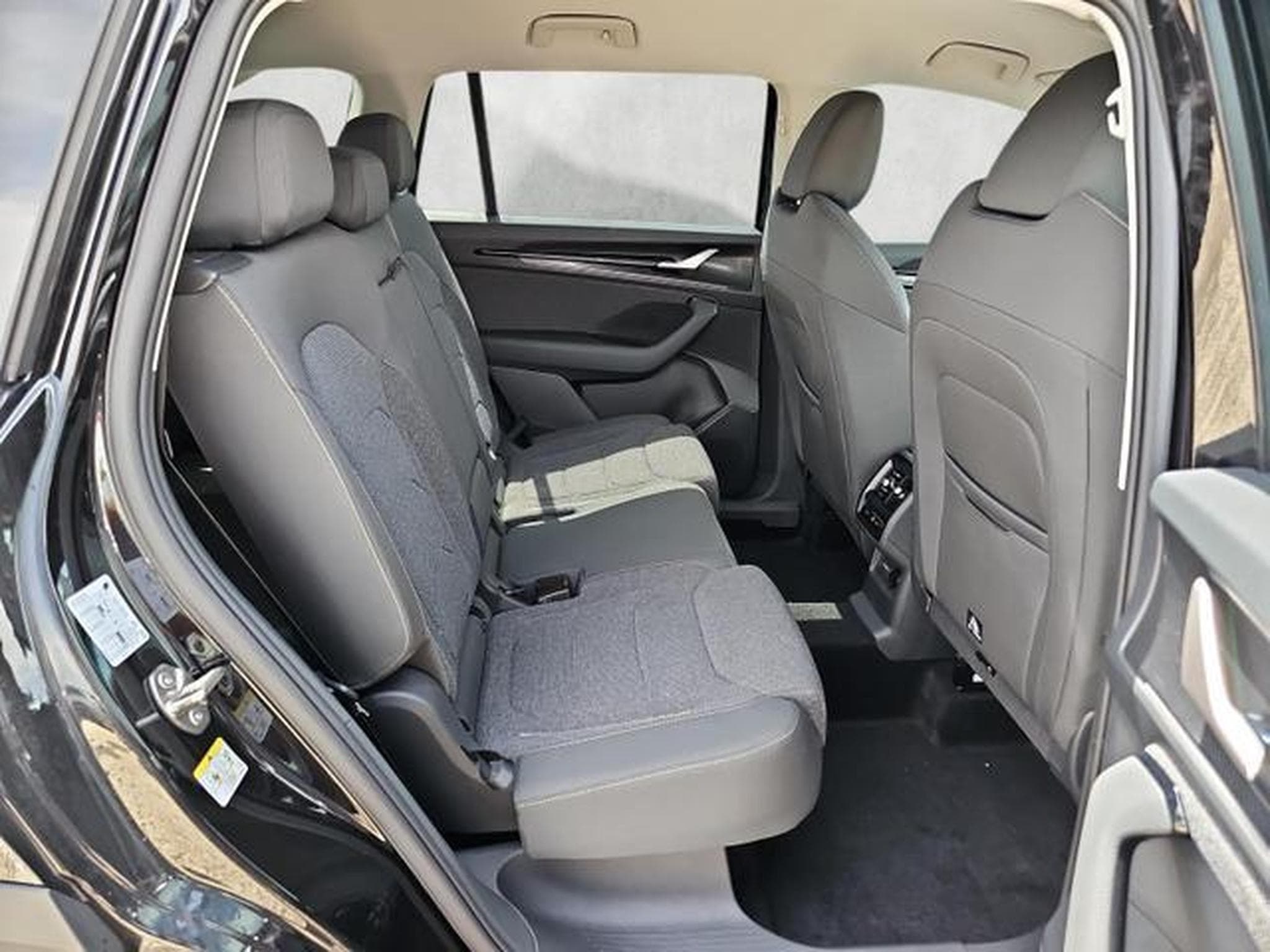 Skoda Kodiaq 2.0 TDI 110 kW Selection (2026) - Photo 13