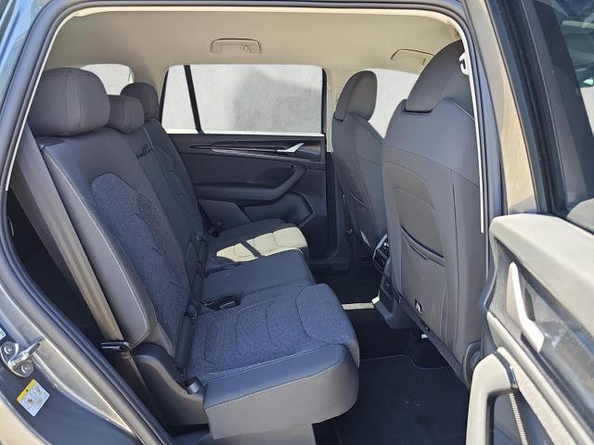 Skoda Kodiaq 2.0 TDI 110 kW Selection (2026) - Photo 13