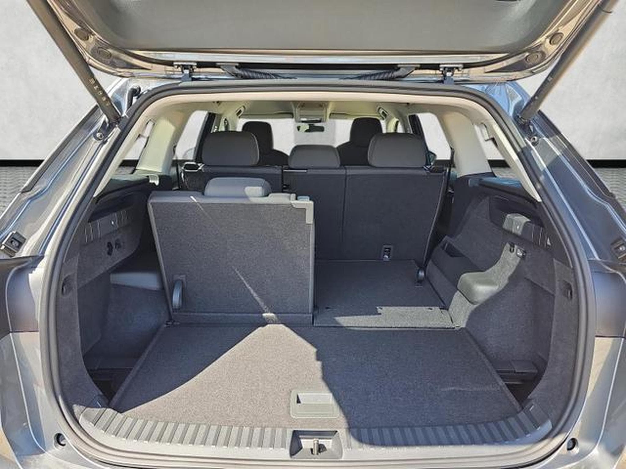 Skoda Kodiaq 2.0 TDI 110 kW Selection (2026) - Photo 14