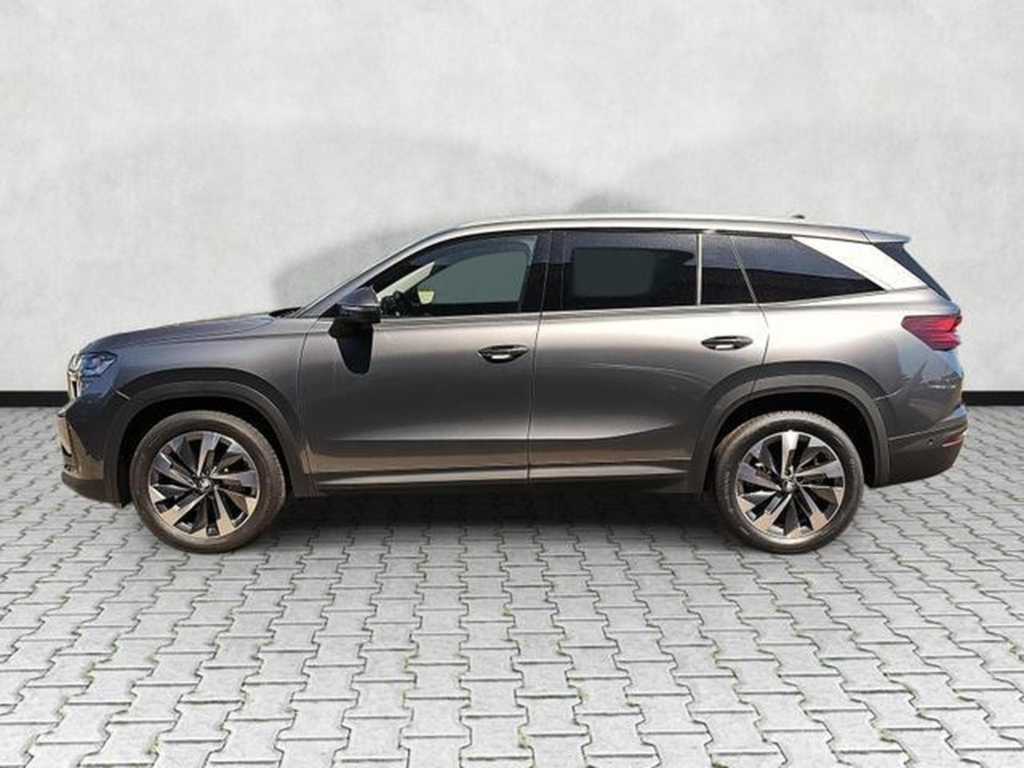 Skoda Kodiaq 2.0 TDI 110 kW Selection (2026) - Photo 4