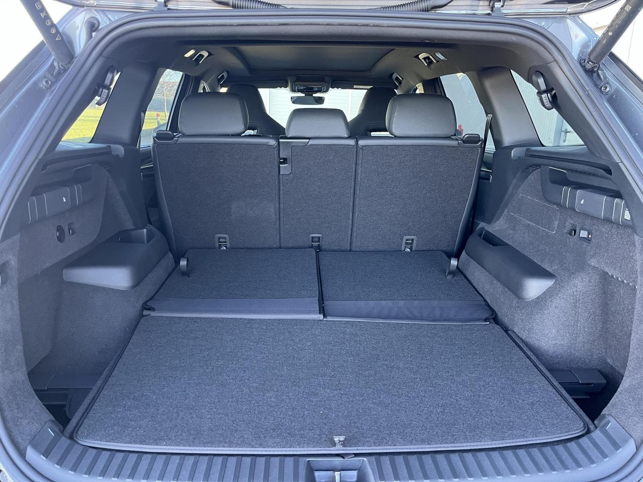 Skoda Kodiaq 2.0 TDI 142 kW 4x4 Sportline (2026) - Photo 12