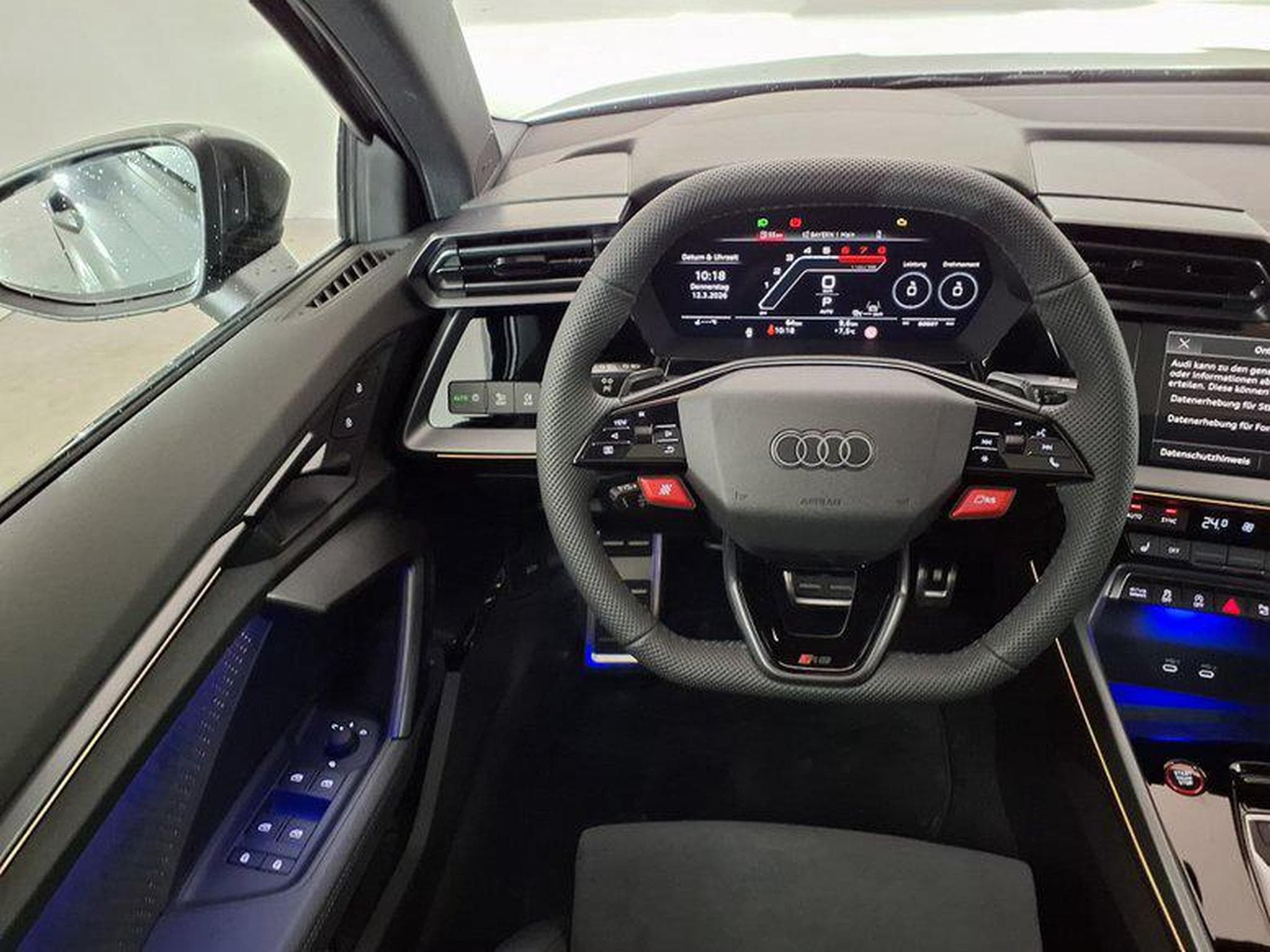 Audi RS3 2.5 TFSI 7-Gang S tronic quattro (2026) - Photo 12