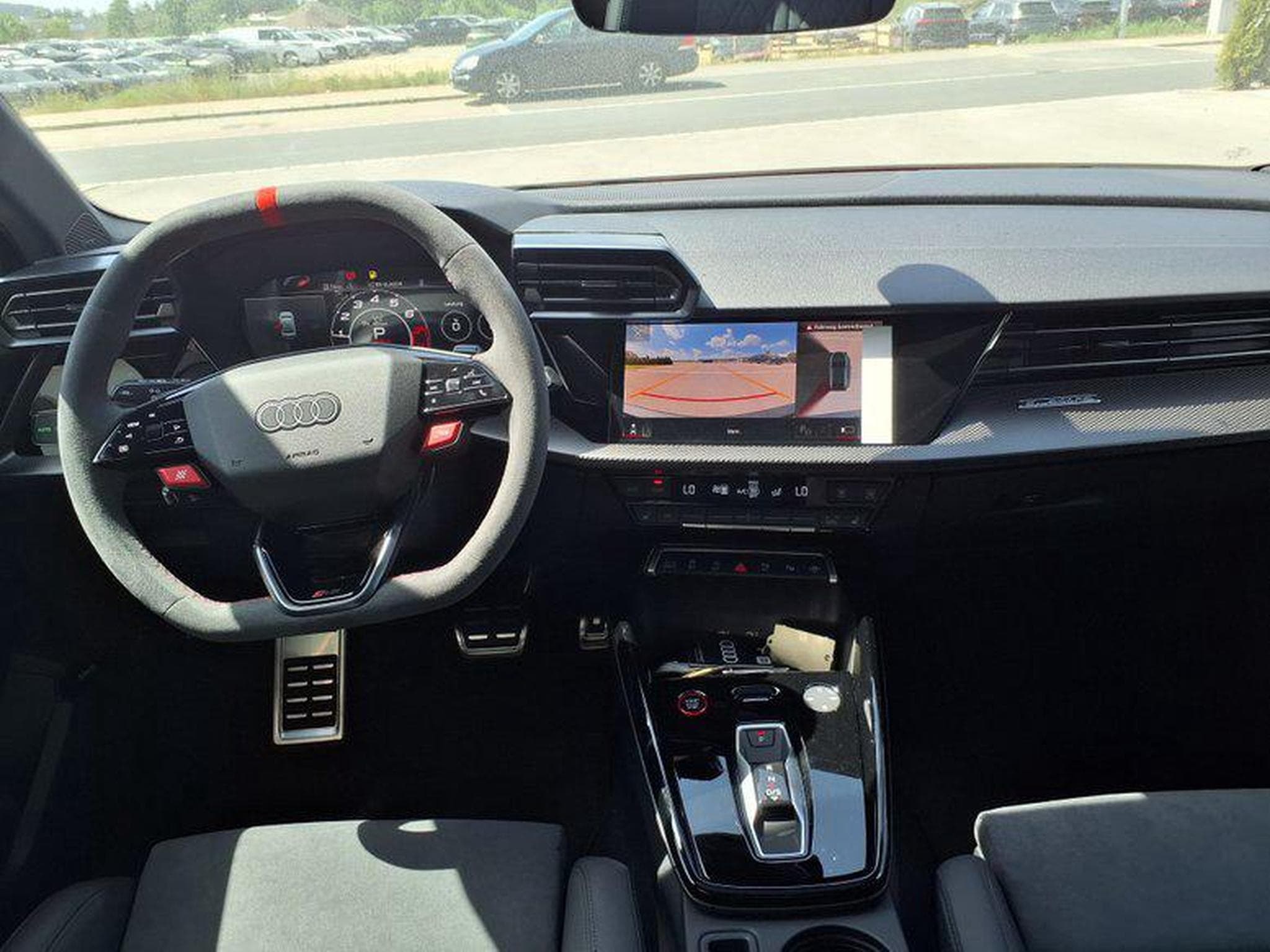Audi RS3 Limousine 2.5 TFSI 7-Gang S tronic quattro (2026) - Photo 5