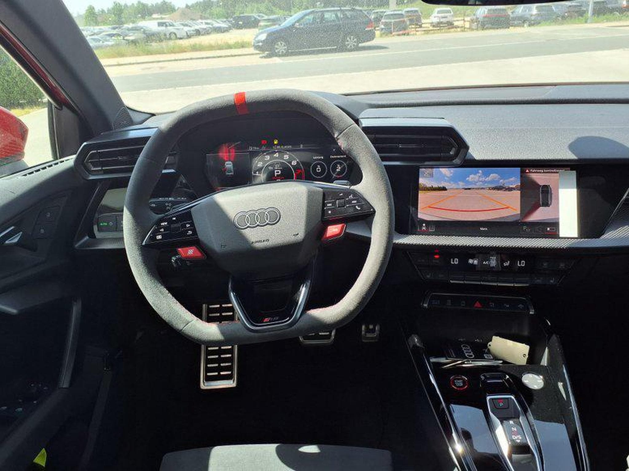 Audi RS3 Limousine 2.5 TFSI 7-Gang S tronic quattro (2026) - Photo 6