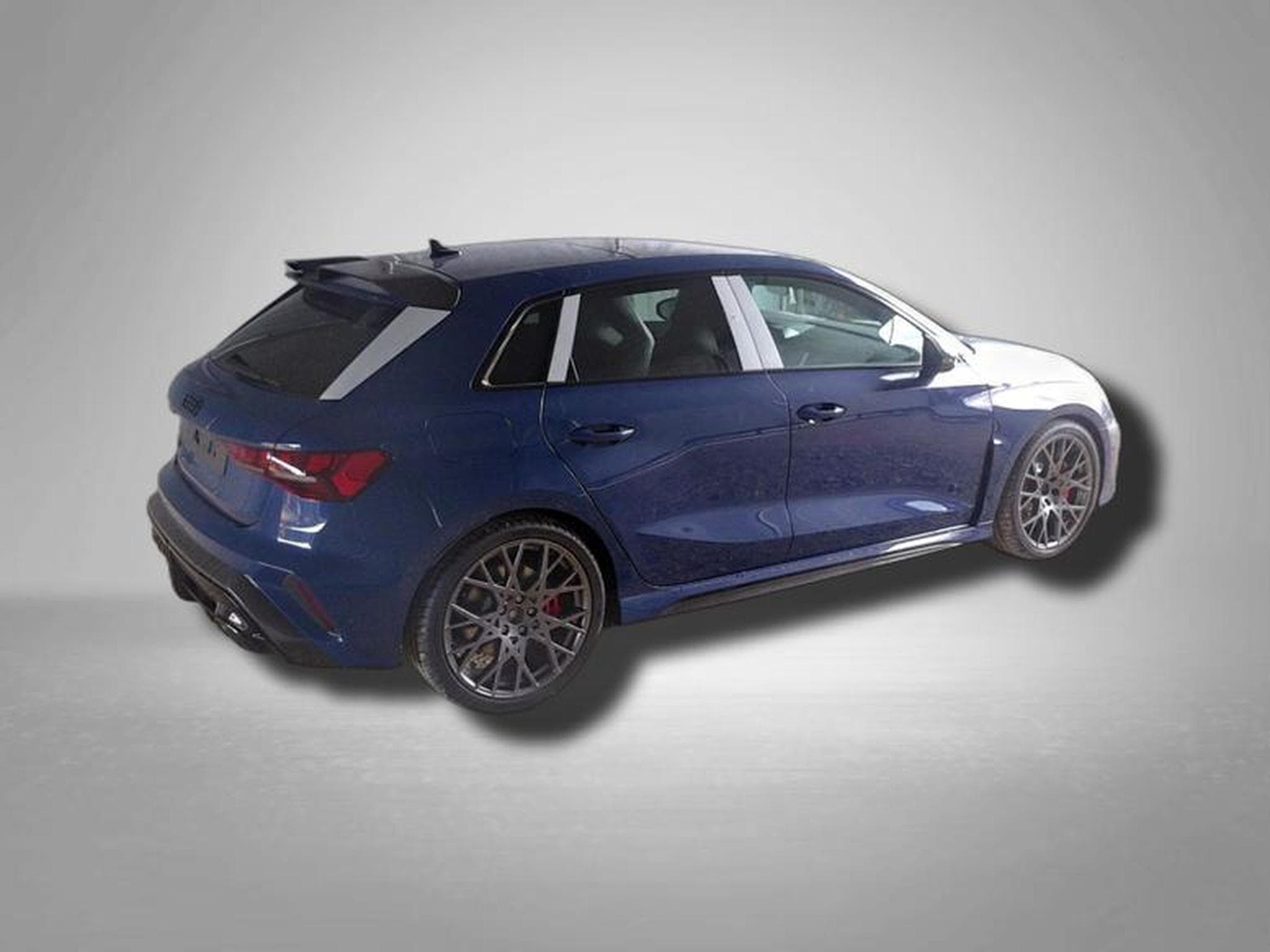 Audi RS3 Sportback 2.5 TFSI 7-Gang S tronic quattro (2026) - Photo 3