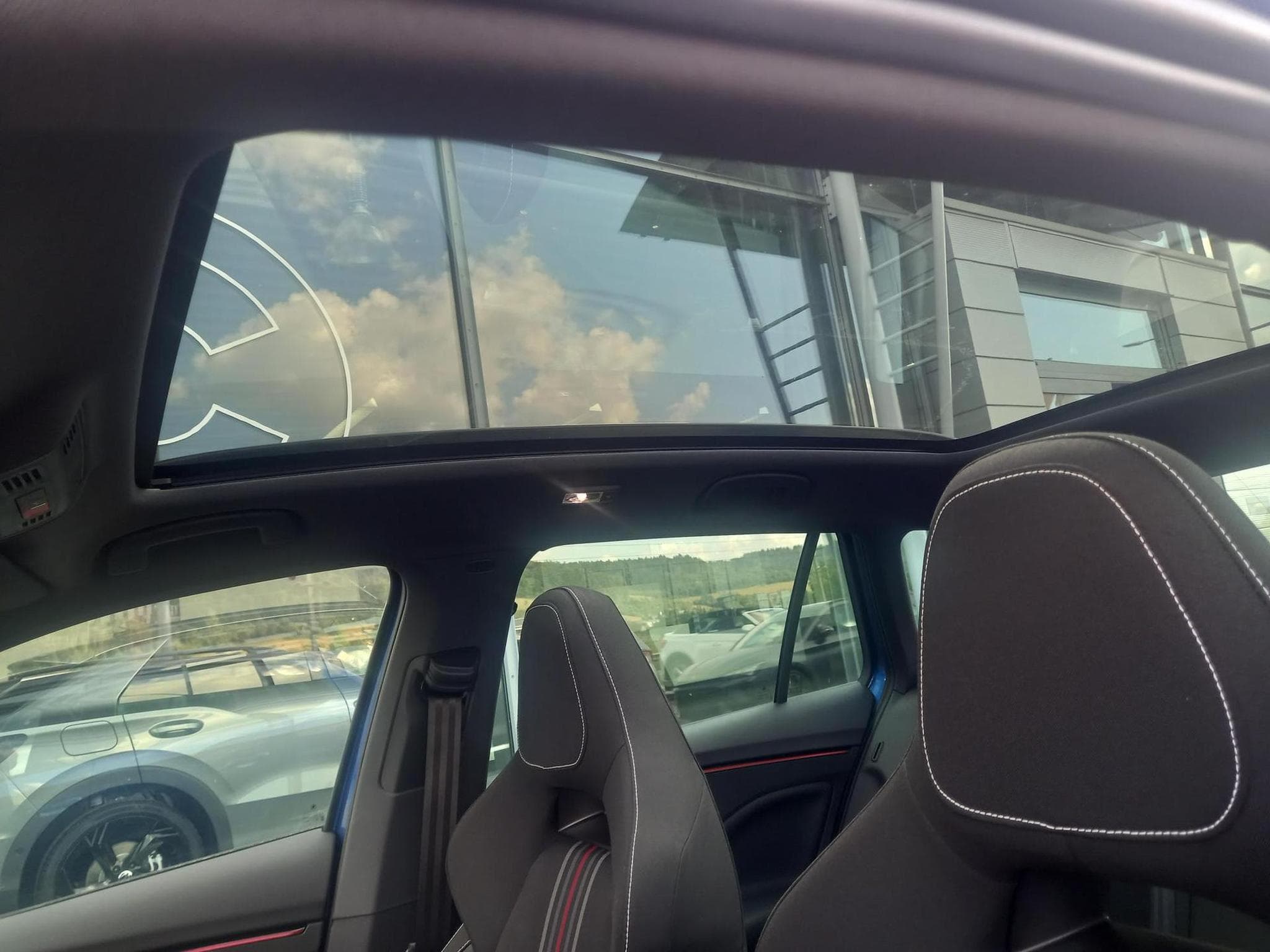 Skoda Kamiq Monte Carlo 1.5 (2025) - Photo 3
