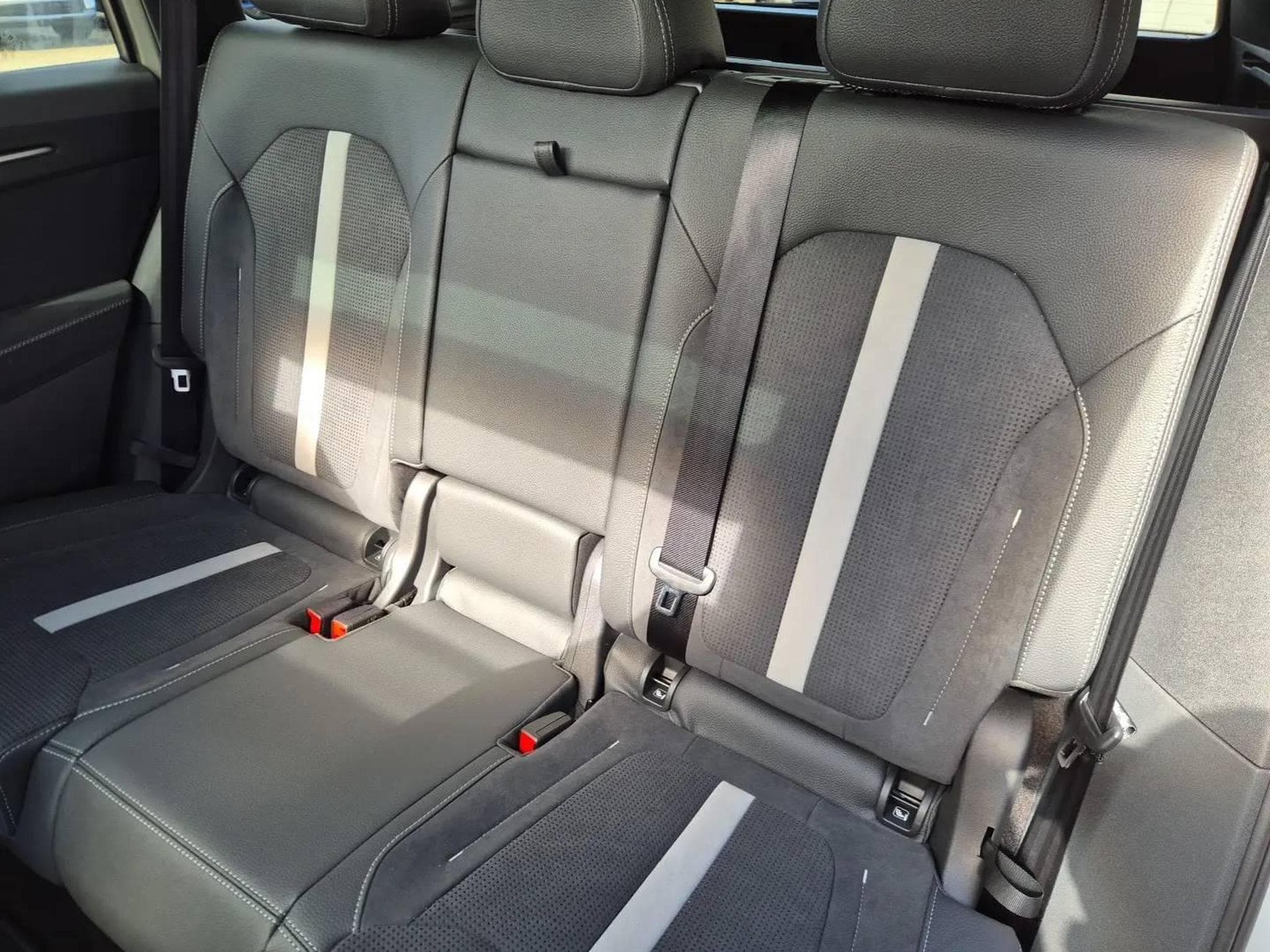 Skoda Kodiaq Sportline 1.5 TSI (2026) - Photo 16