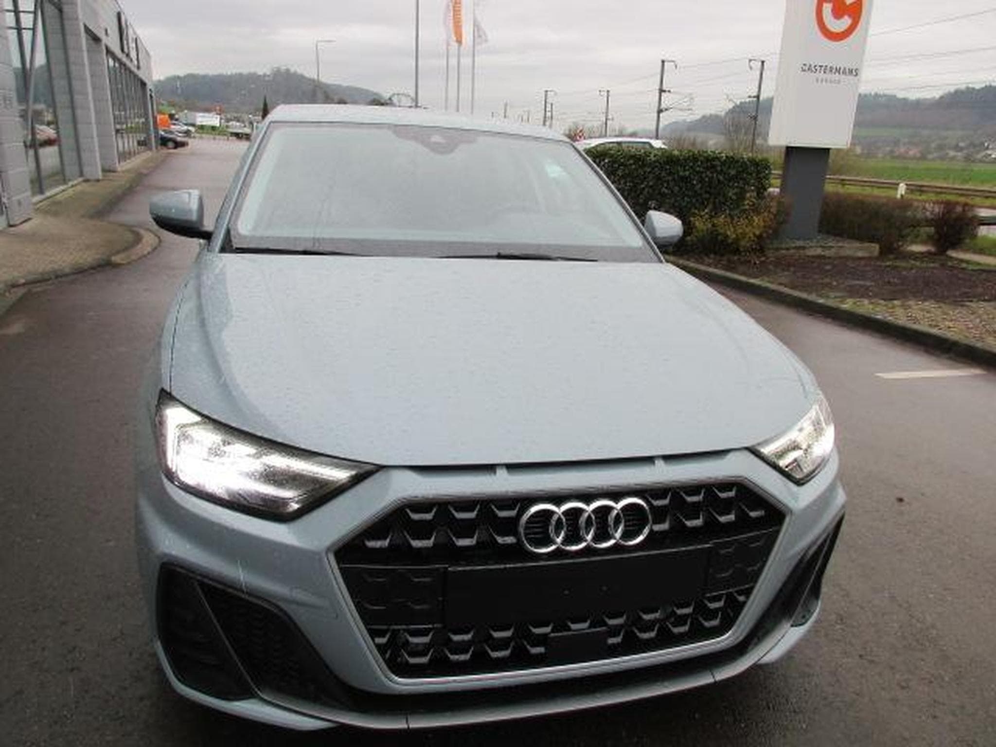 Audi A1 Sportback S line (2025) - Photo 4