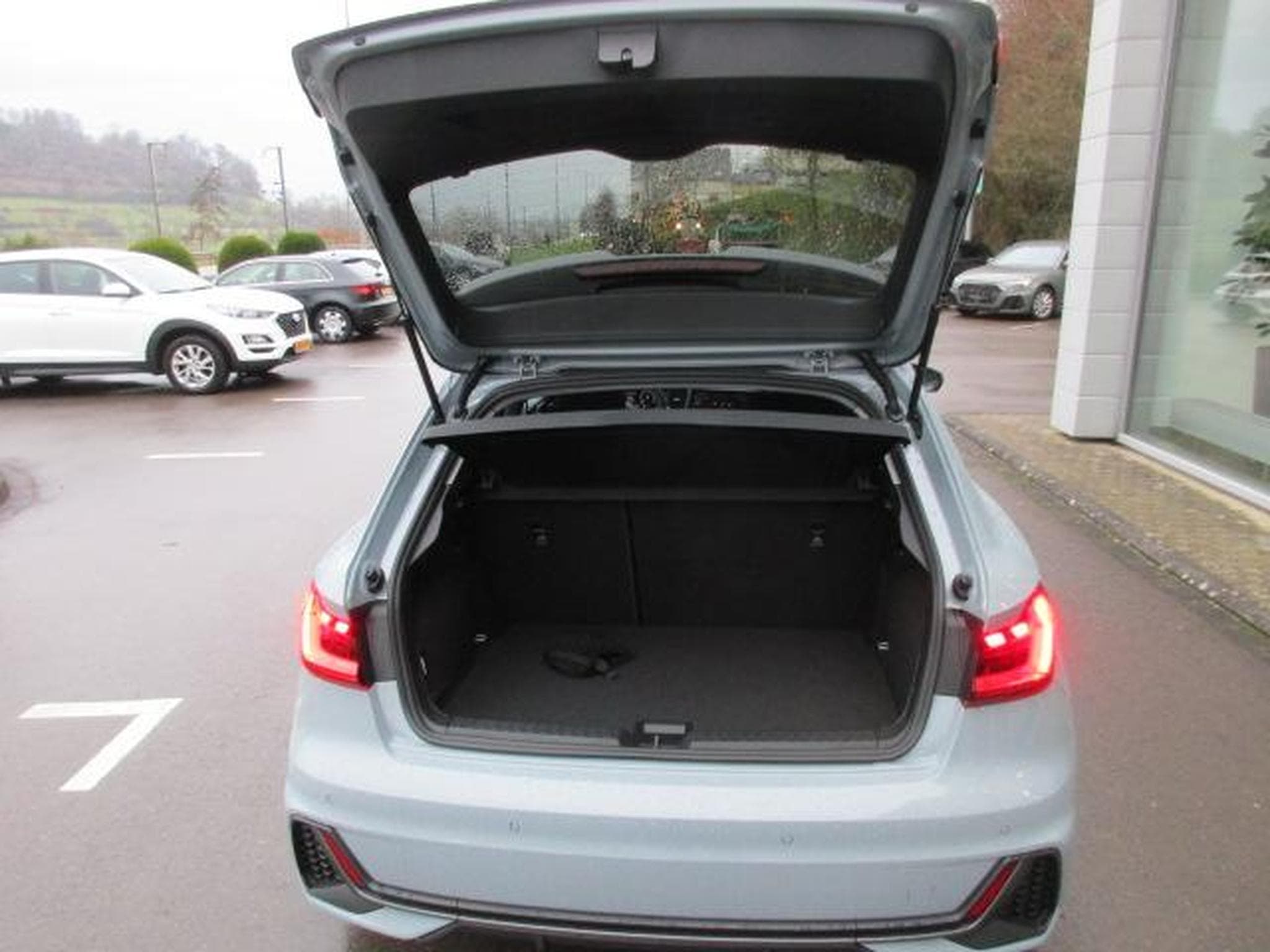 Audi A1 Sportback S line (2025) - Photo 8