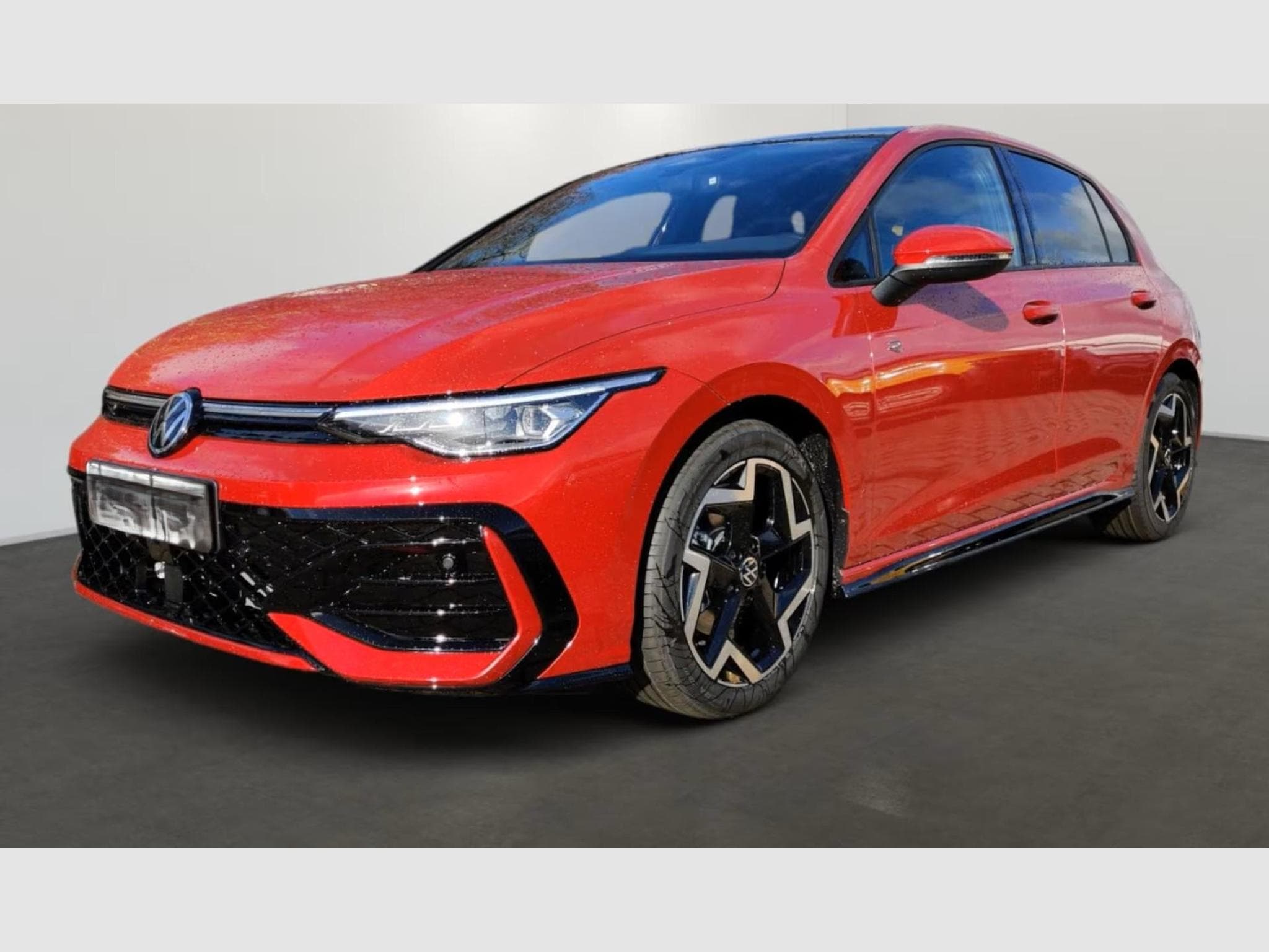 VW Golf R-Line 1.5 eTSI (2025) - Photo 1