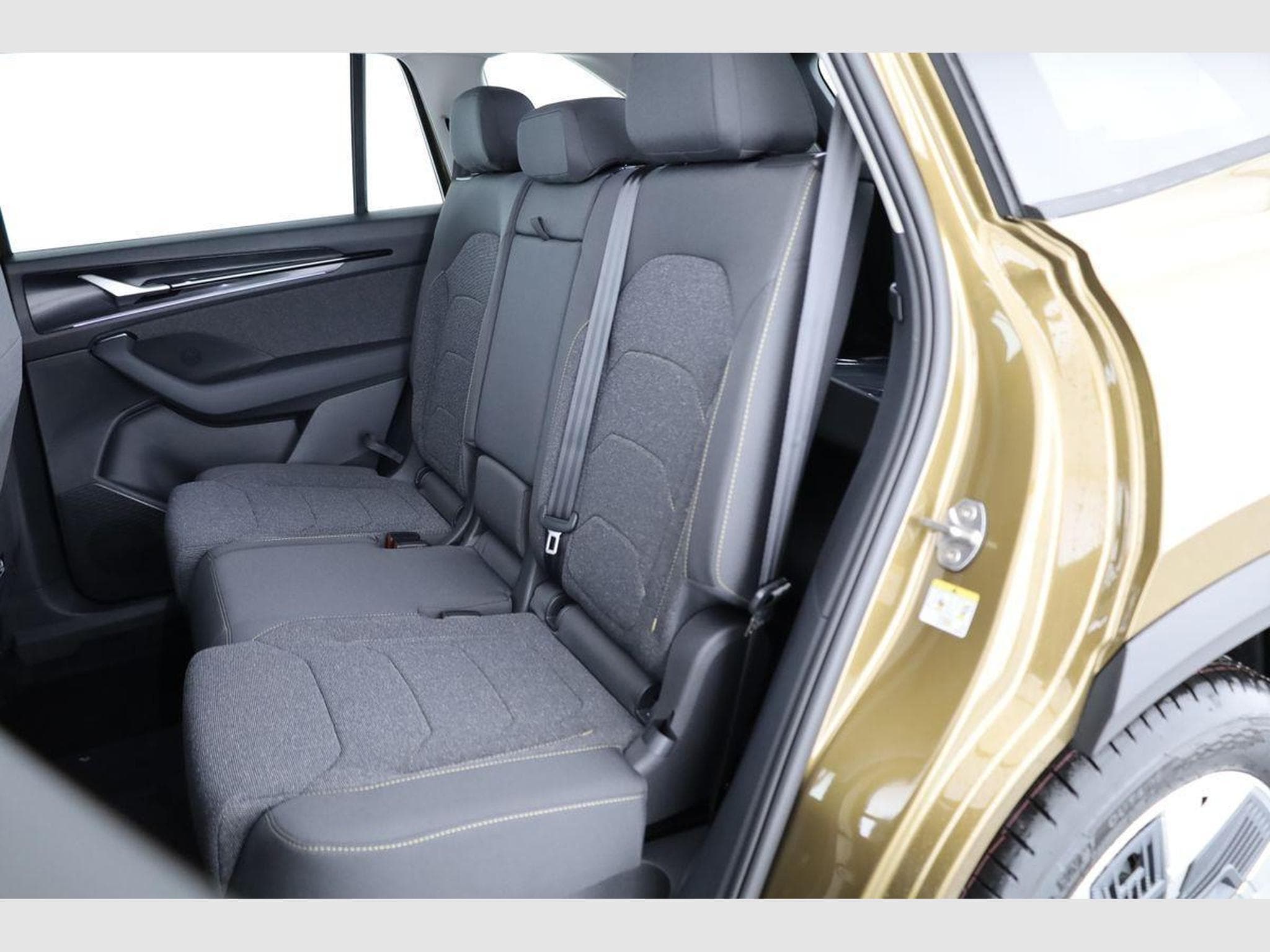 Skoda Kodiaq 2.0 TDI 142kW 4x4 Selection (2025) - Photo 10