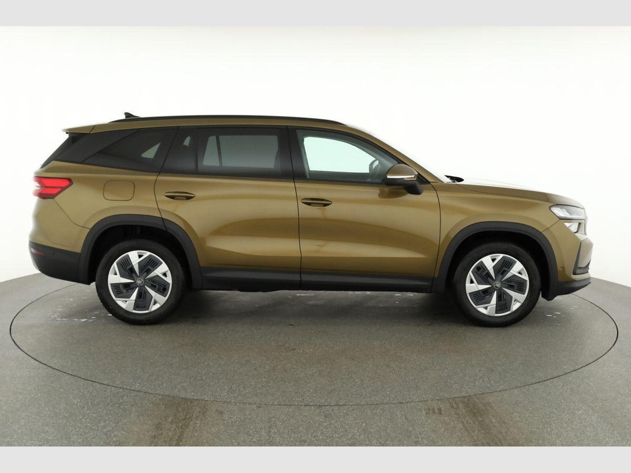 Skoda Kodiaq 2.0 TDI 142kW 4x4 Selection (2025) - Photo 22