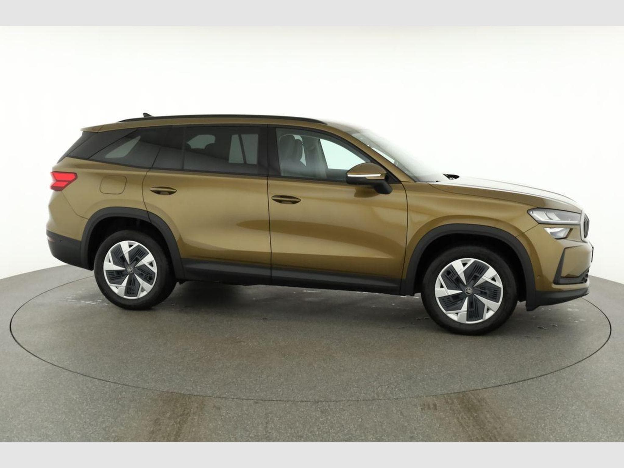 Skoda Kodiaq 2.0 TDI 142kW 4x4 Selection (2025) - Photo 23