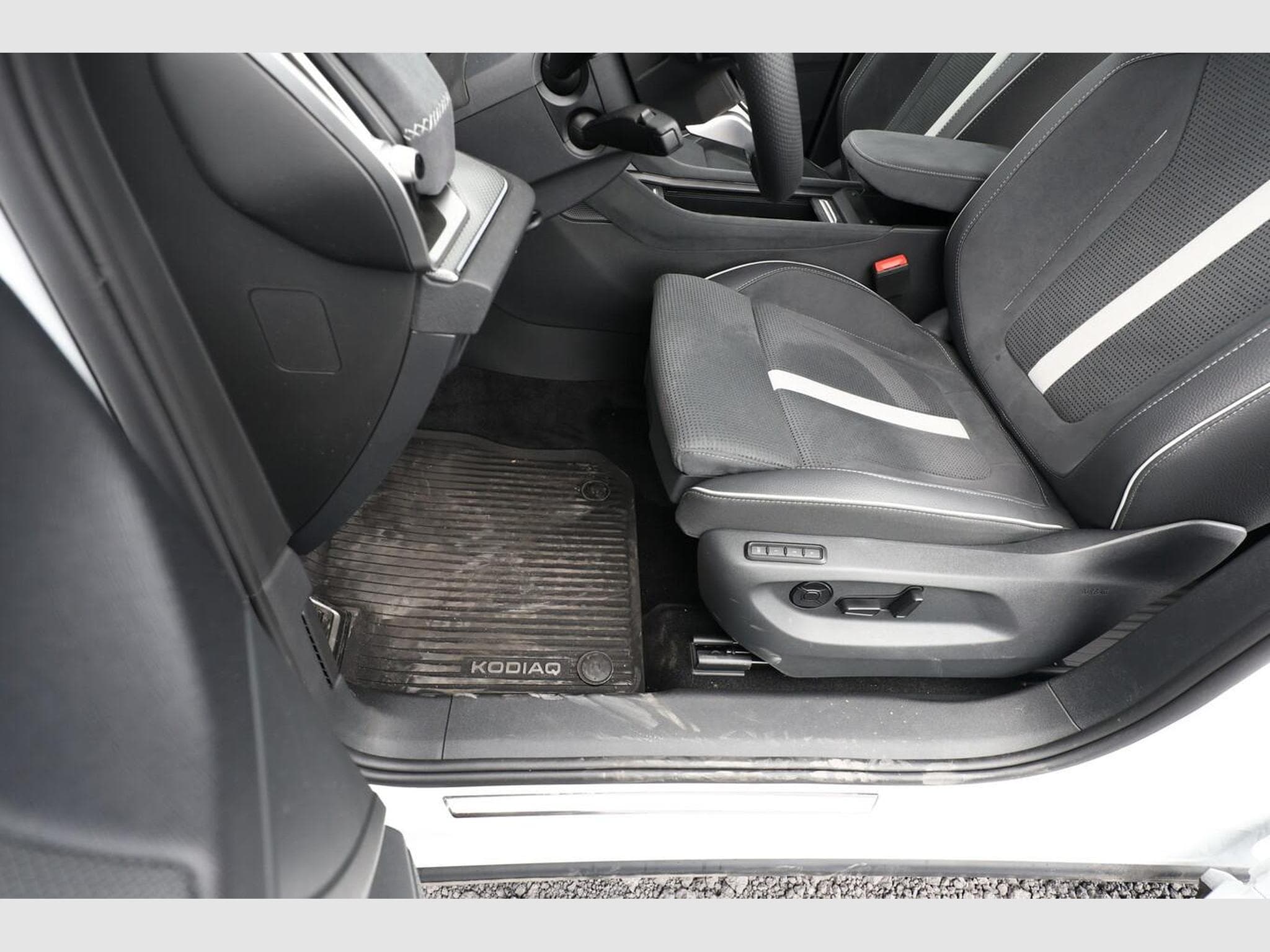 Skoda Kodiaq Sportline (2026) - Photo 13