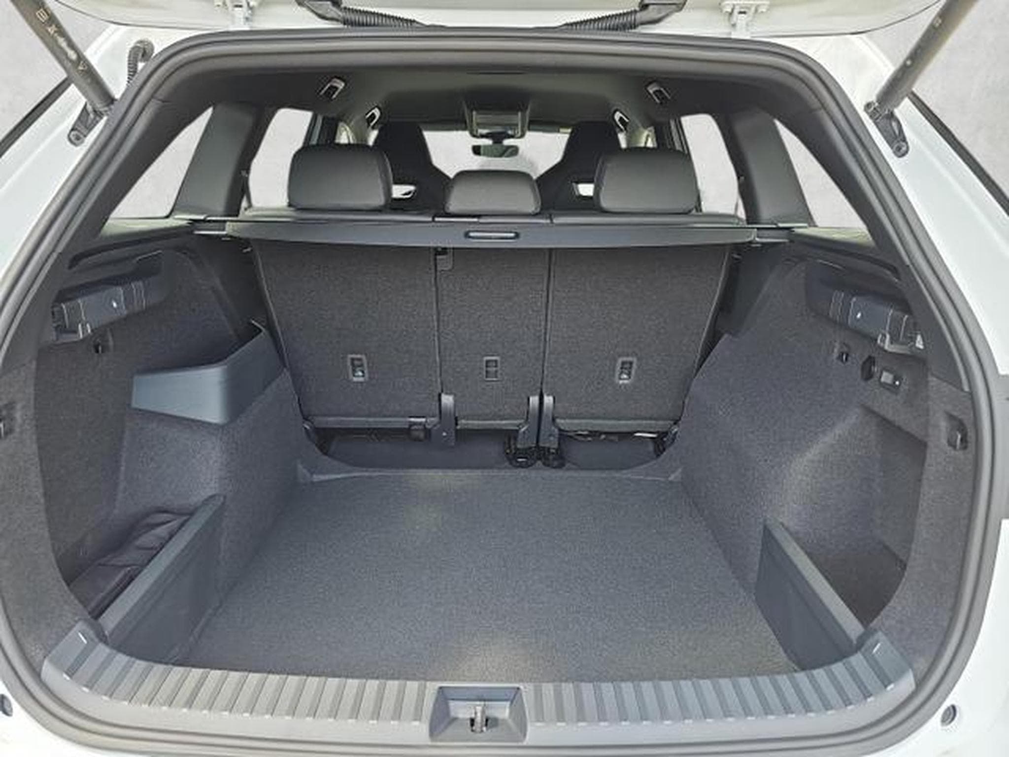 Skoda Kodiaq 2.0 TDI 142kW 4x4 Sportline (2026) - Foto 14