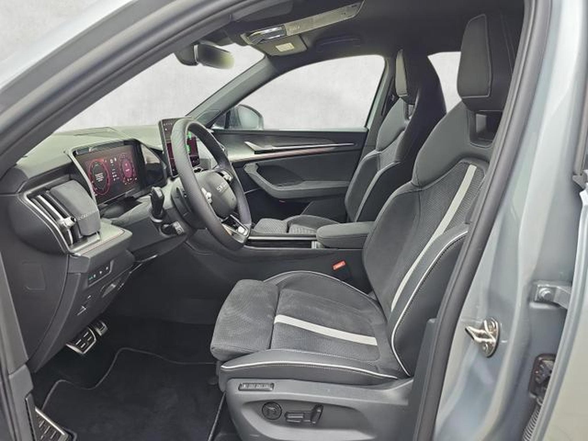 Skoda Kodiaq 2.0 TDI 142kW 4x4 Sportline (2026) - Foto 9